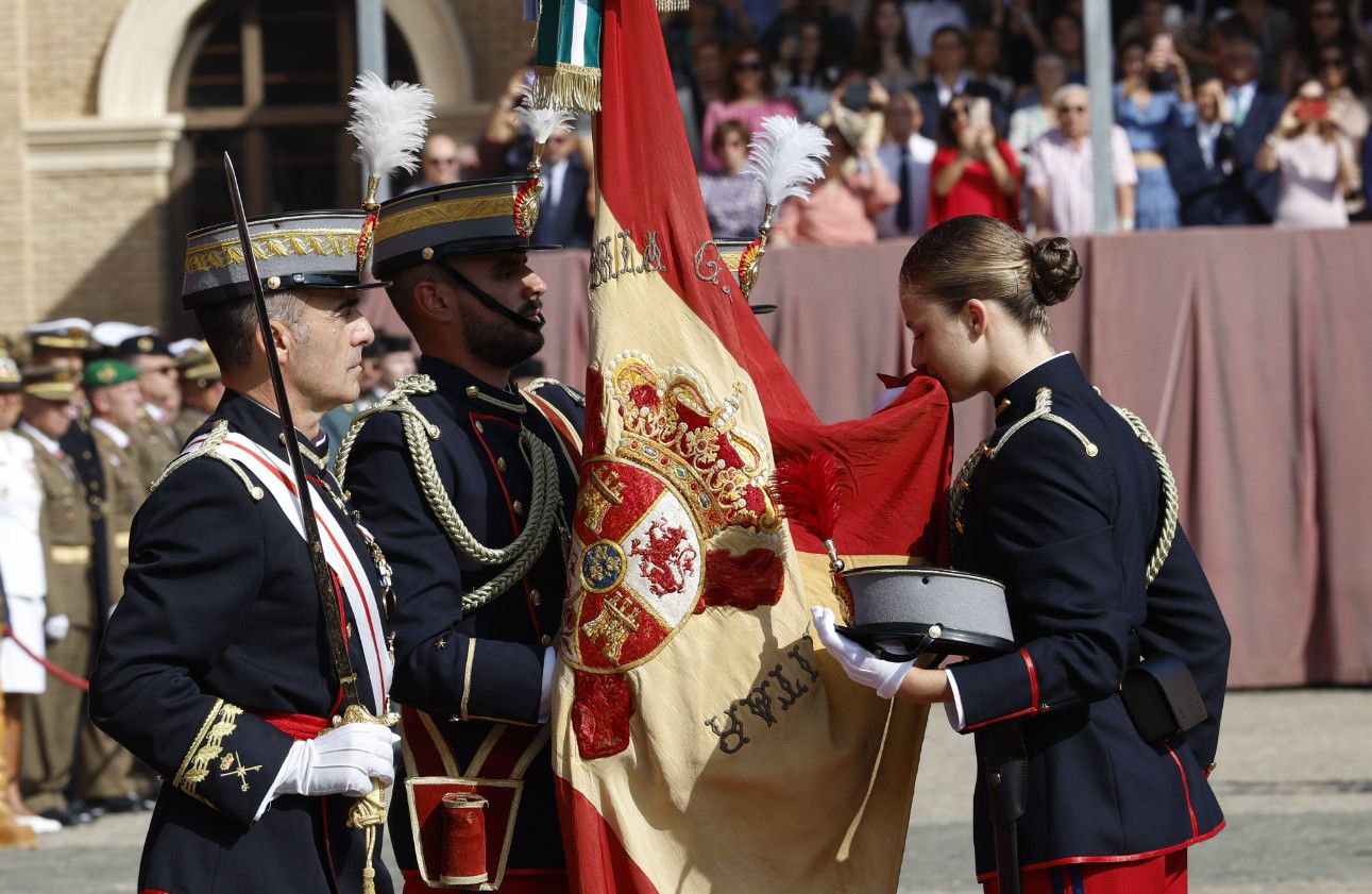 Jura de bandera de la princesa Leonor en la Academia General Militar en Zaragoza.