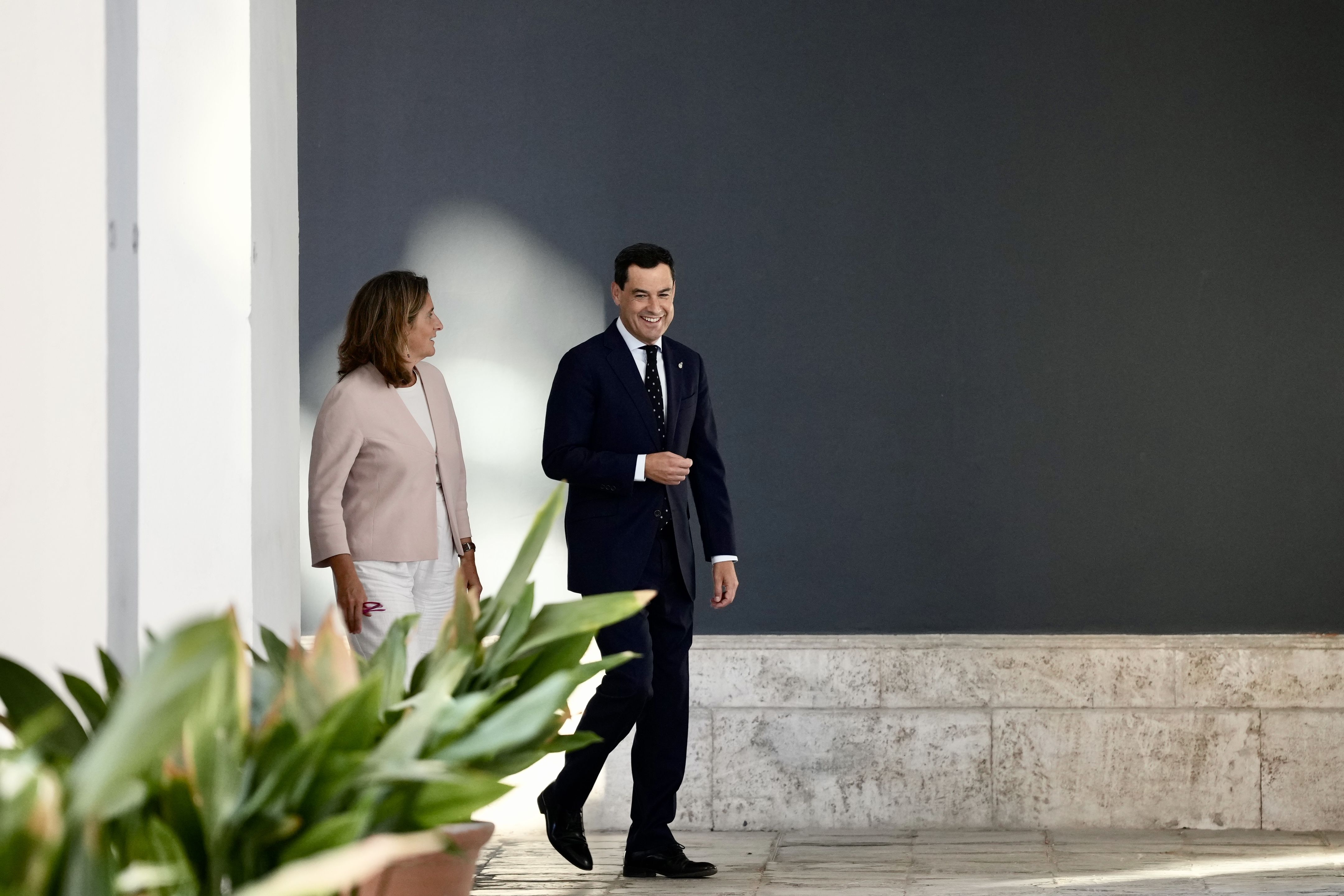 Moreno y Ribera la semana pasada en la primera toma de contacto entre Gobierno y Junta.