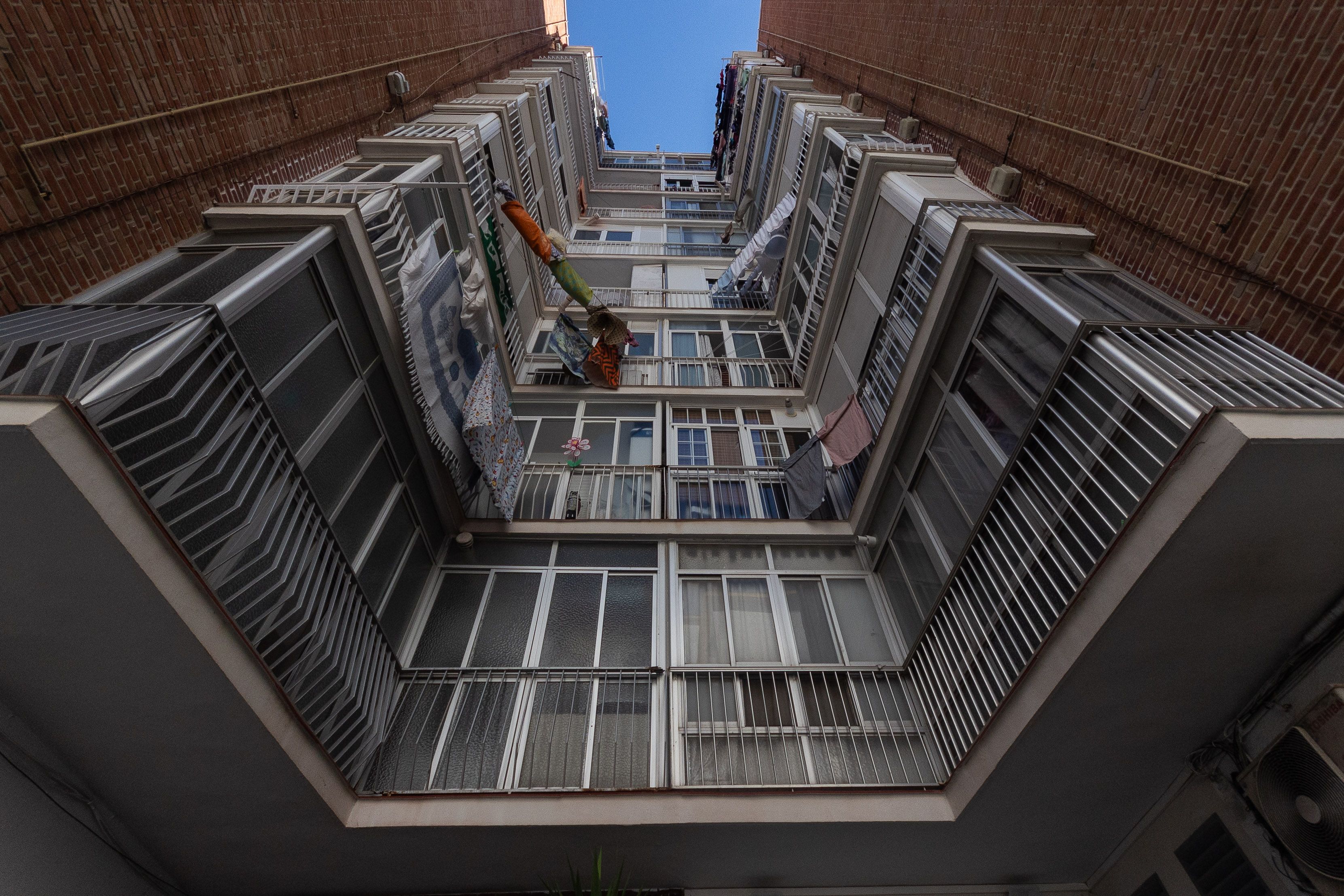 Un bloque de vecinos en una imagen de archivo.