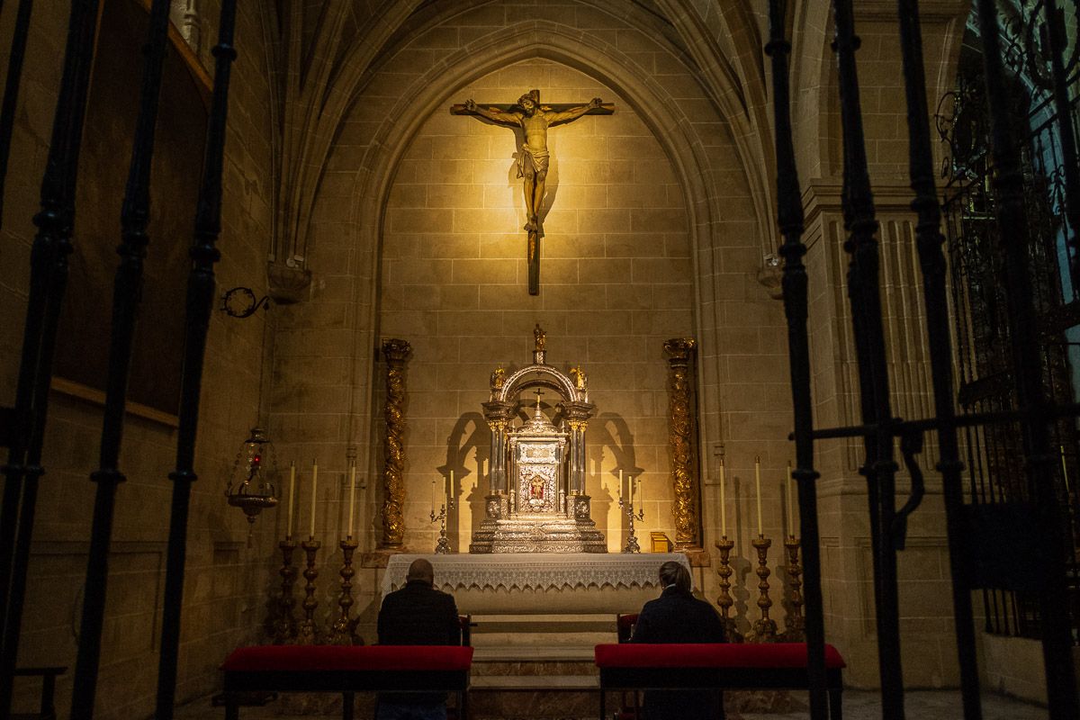 Una iglesia de Jerez, durante el confinamiento. FOTO: MANU GARCÍA