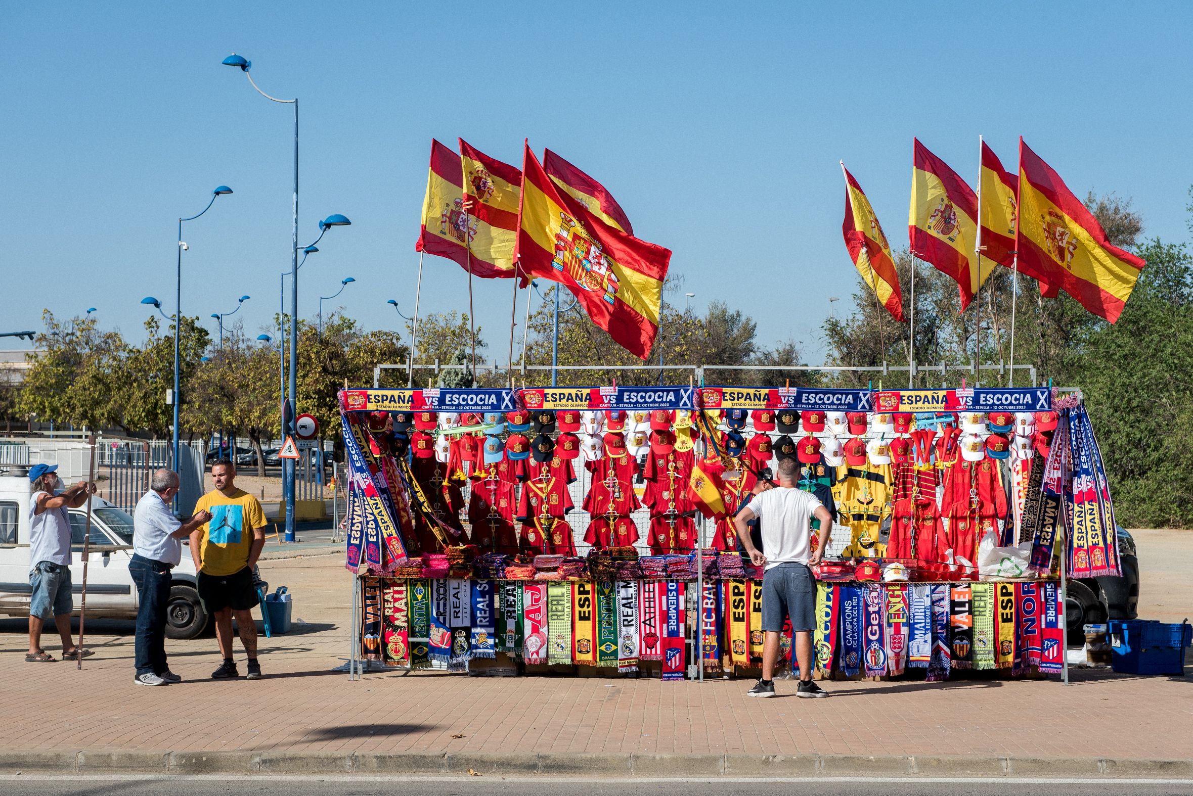 BANDERAS ESPAÑA ESTADIO CARTUJA 1