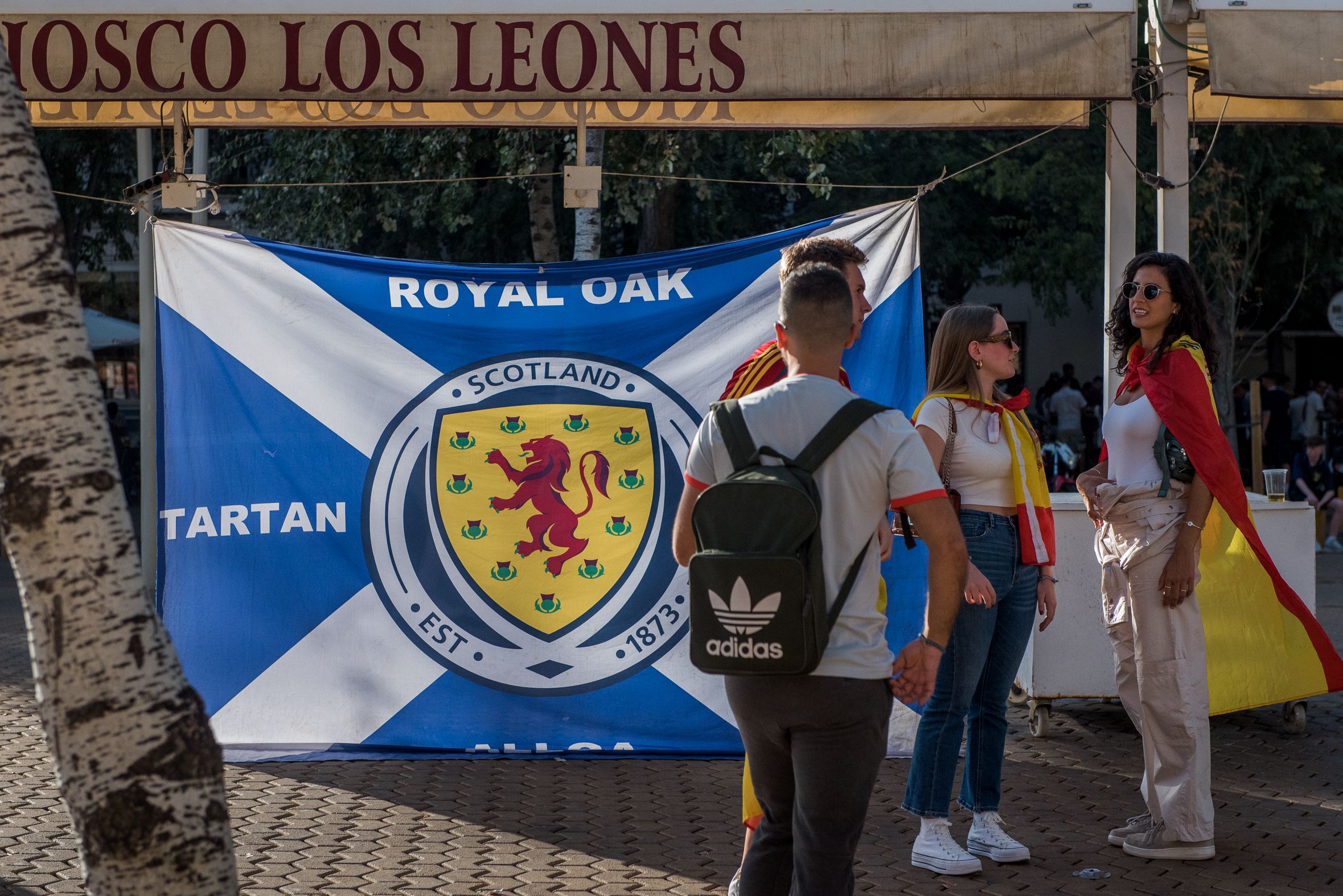 Una bandera escocesa.