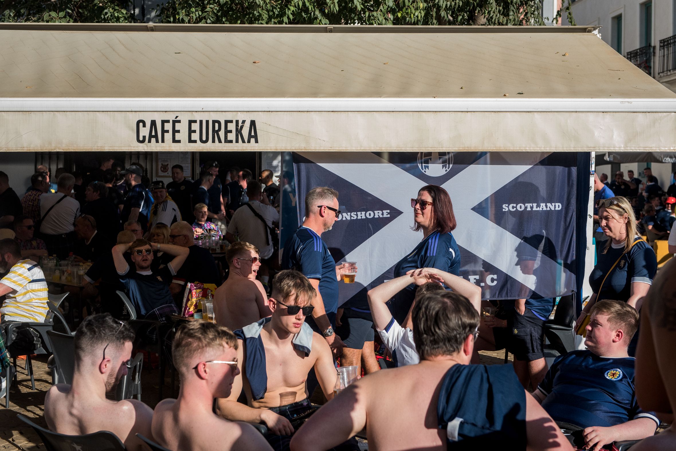Los pubs frente al calor.
