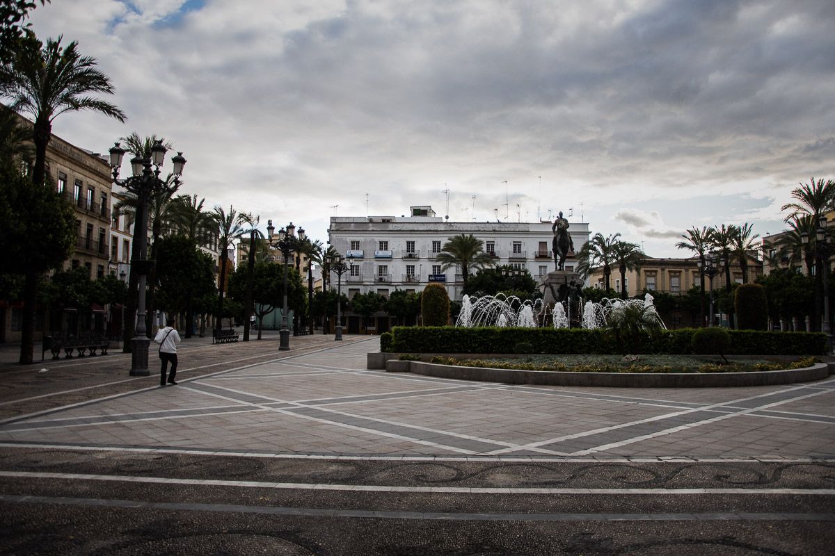 La plaza del Arenal, vacía durante el estado de alarma. FOTO: MANU GARCÍA