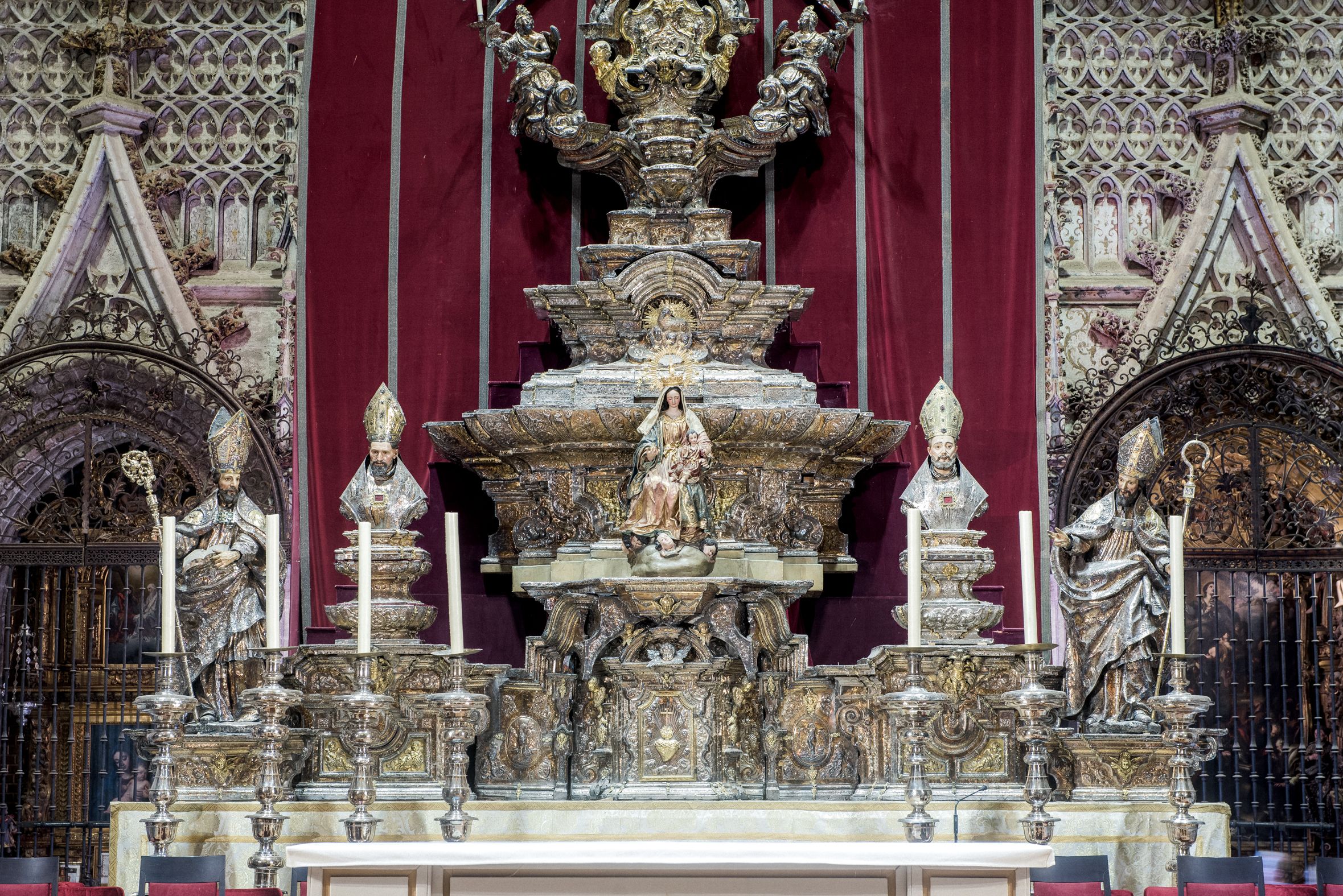 Escena central del impresionante monumento.