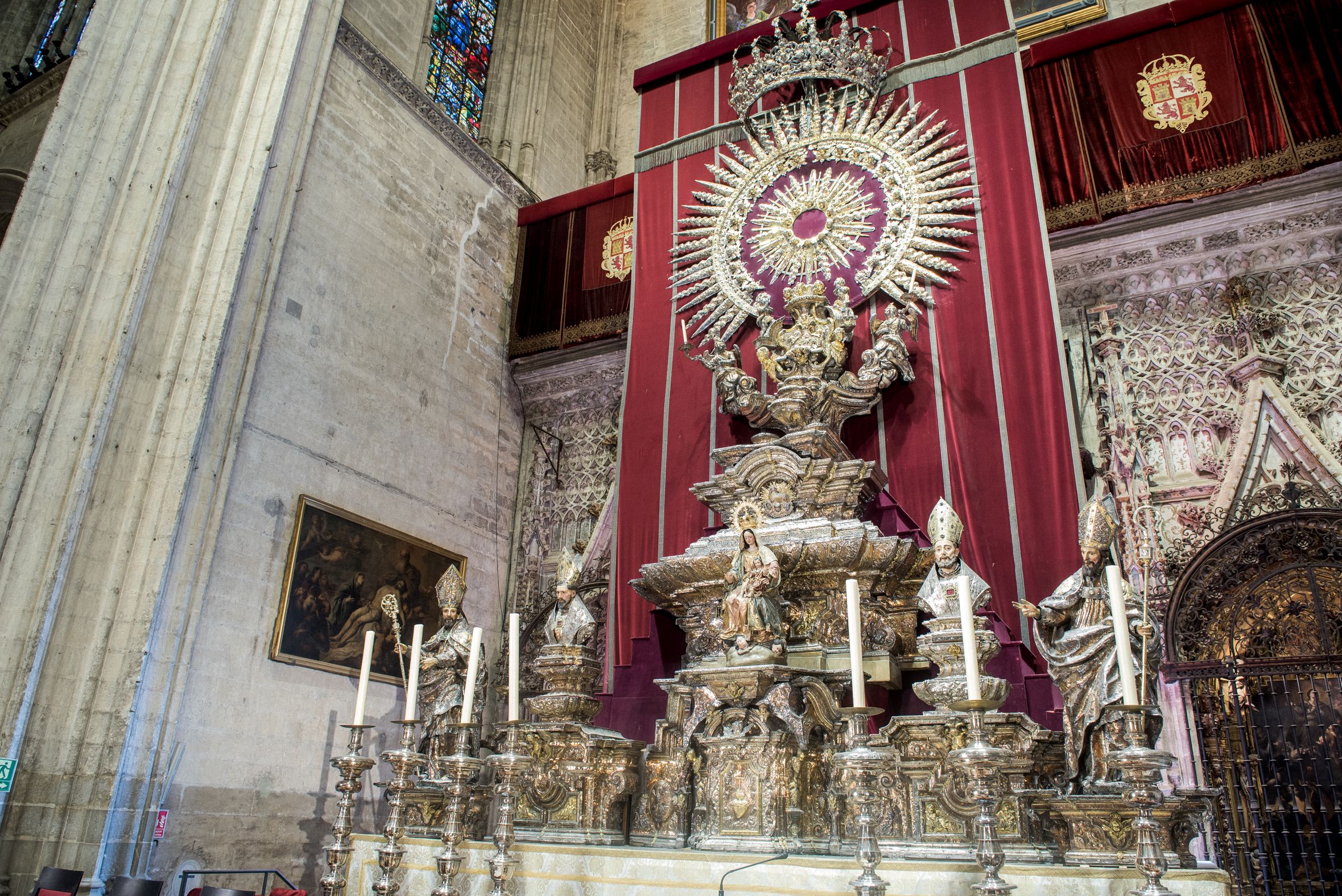 Altar de plata de la Catedral de Sevilla, en una imagen actual.