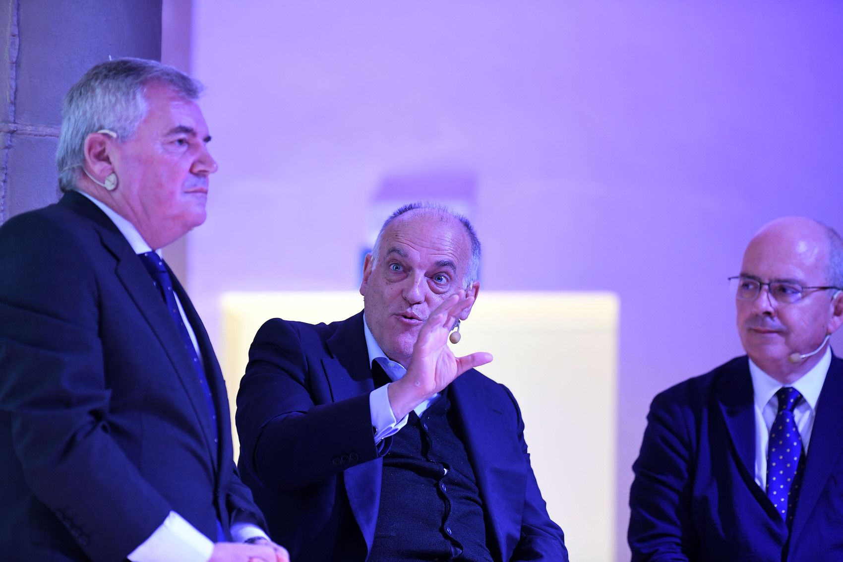 Manuel Vizcaíno, Javier Tebas y Javier Sánchez Rojas en una presentación en octubre de 2023.