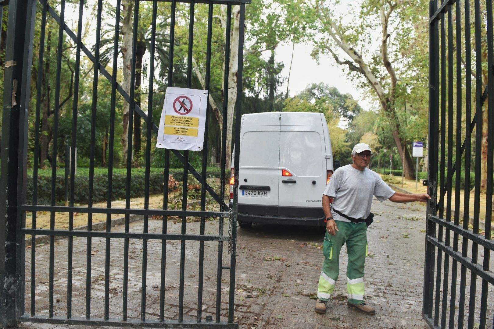 Así está el parque de María Luisa este lunes.