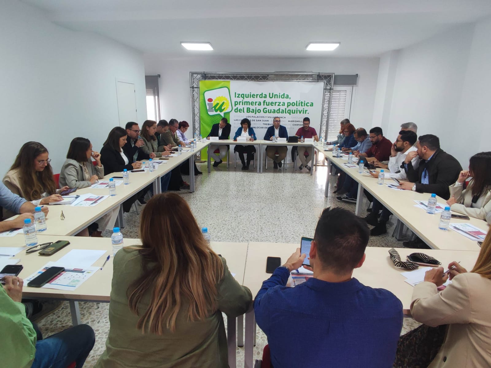Encuentro de representantes de IU del Bajo Guadalquivir.