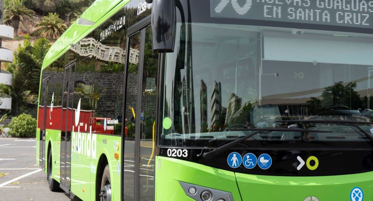 Un autobús similar al que ha subido un hombre para masturbarse.