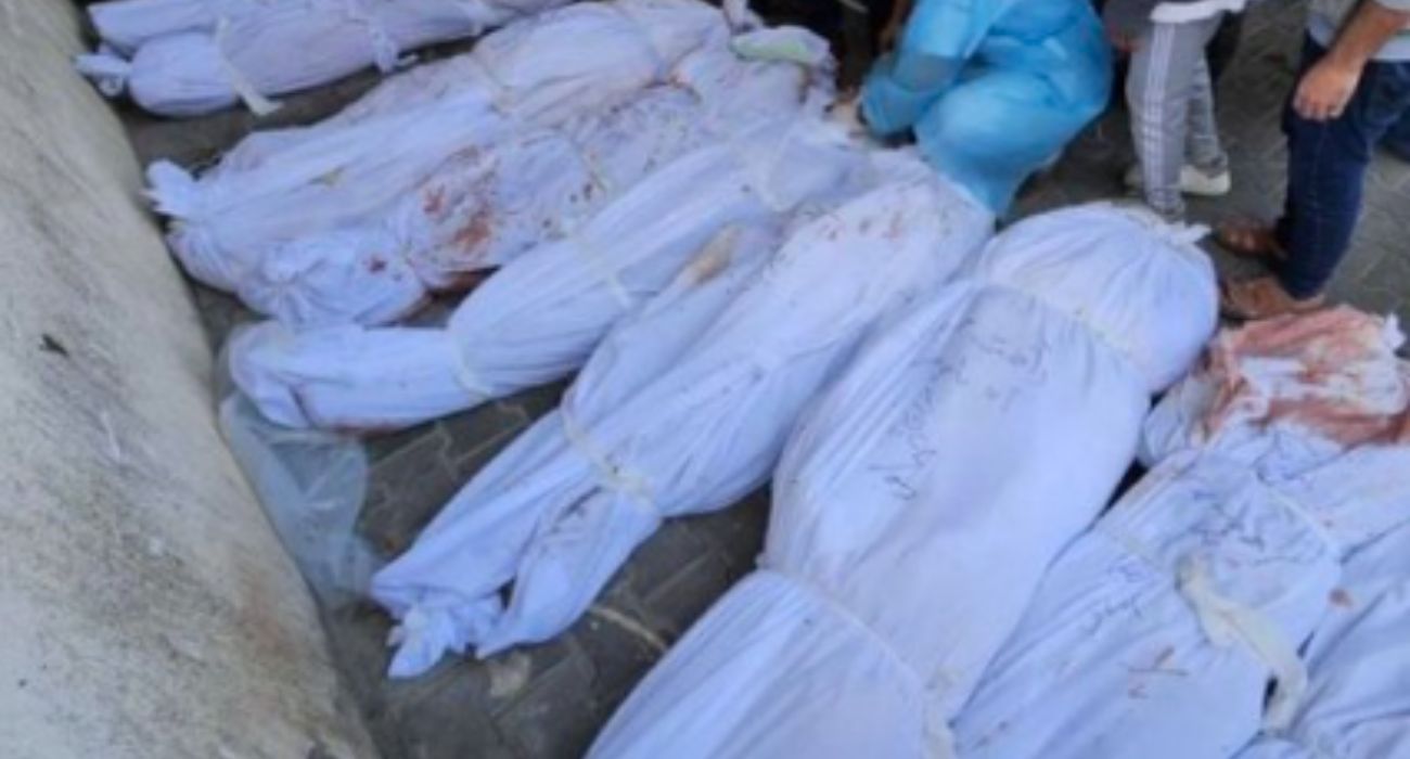 Cadáveres en Gaza. El Ministerio de Salud palestino cifra en 7.028 los muertos.