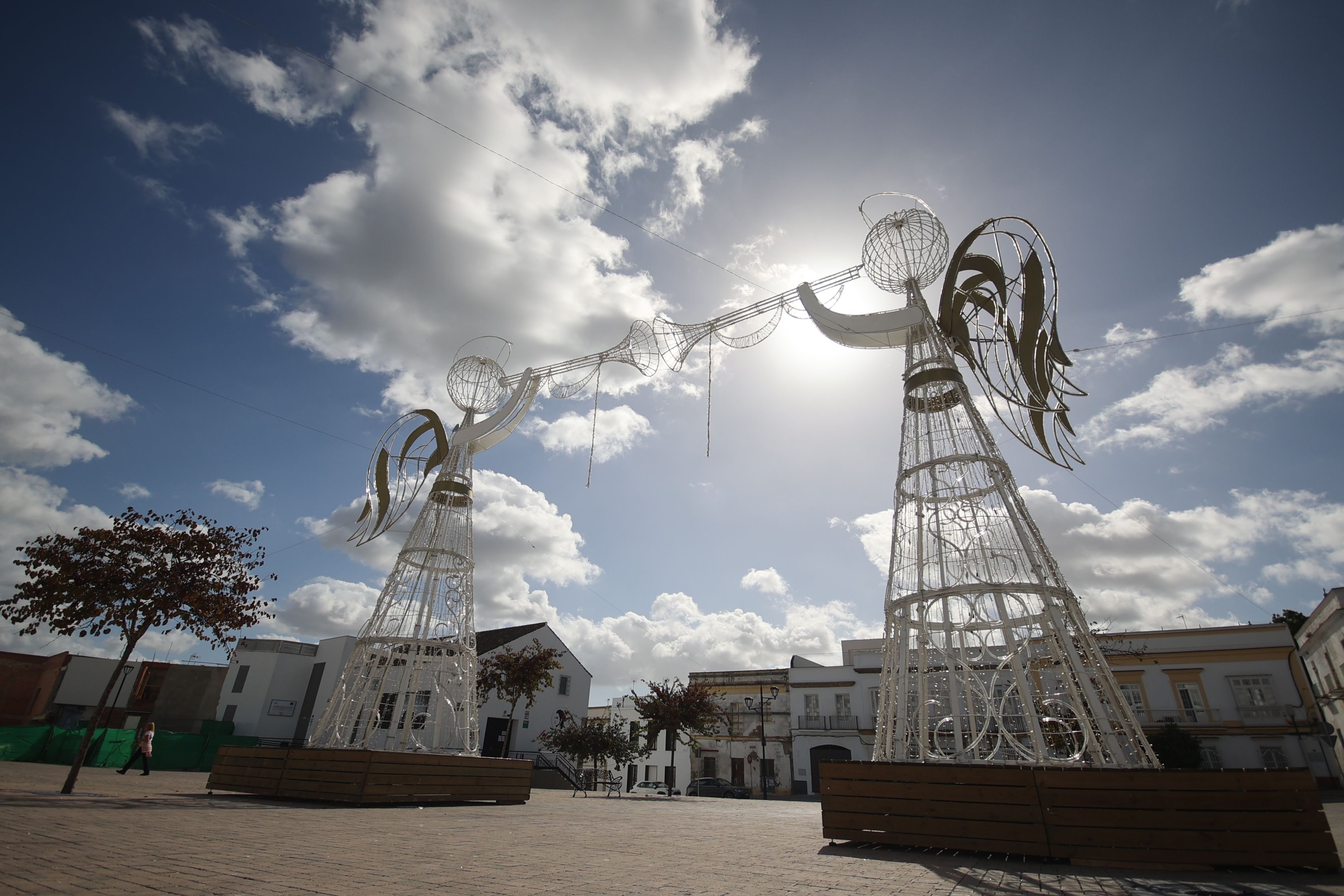 El espectacular alumbrado gigante de la Plaza Belén de Jerez por Navidad.