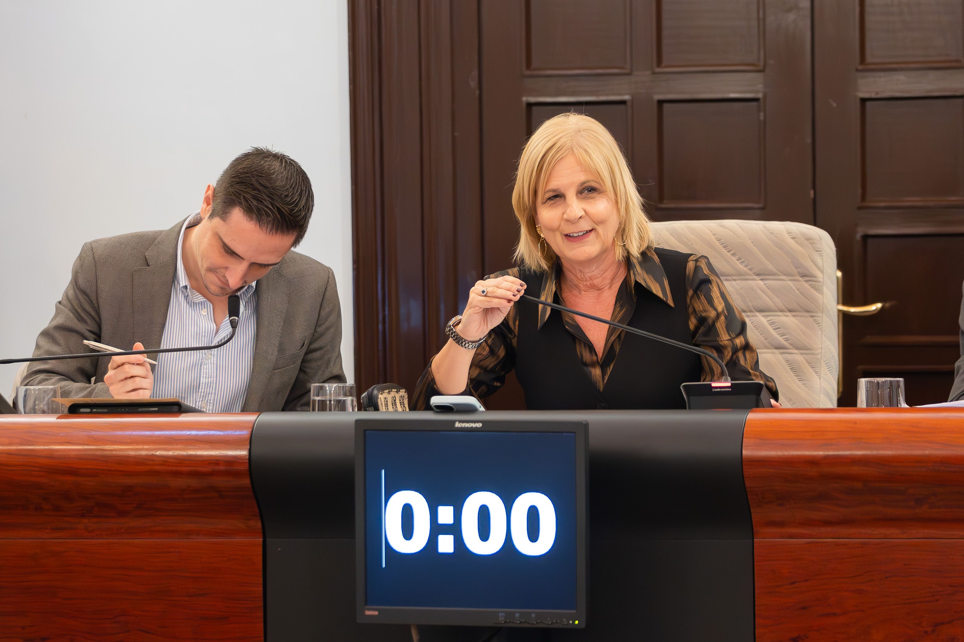 La alcaldesa, María José García-Pelayo, en el último pleno.