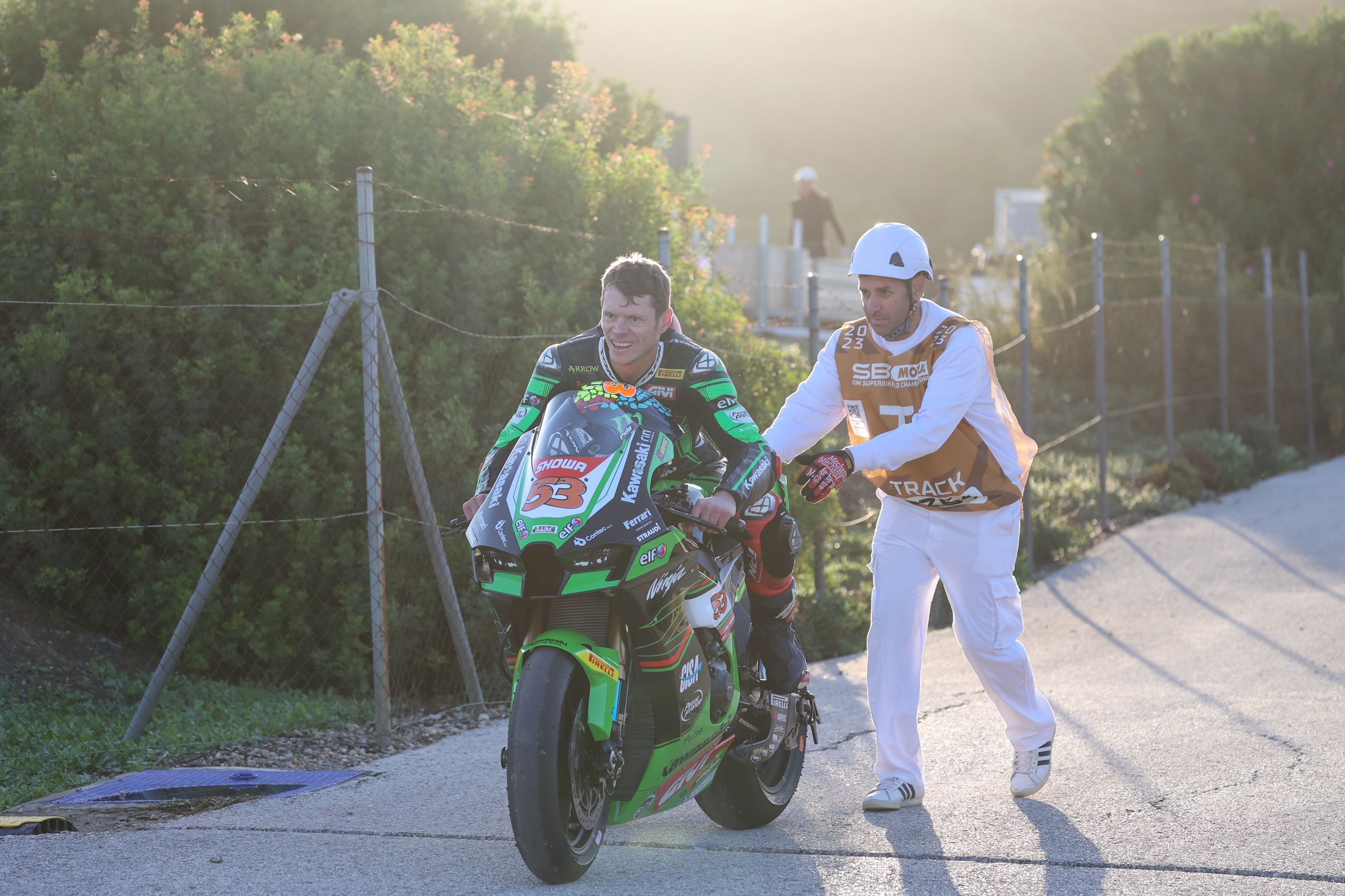 Las imágenes del circuito de Jerez, este sábado, en el Mundial de Superbikes.  KITO DOÑA