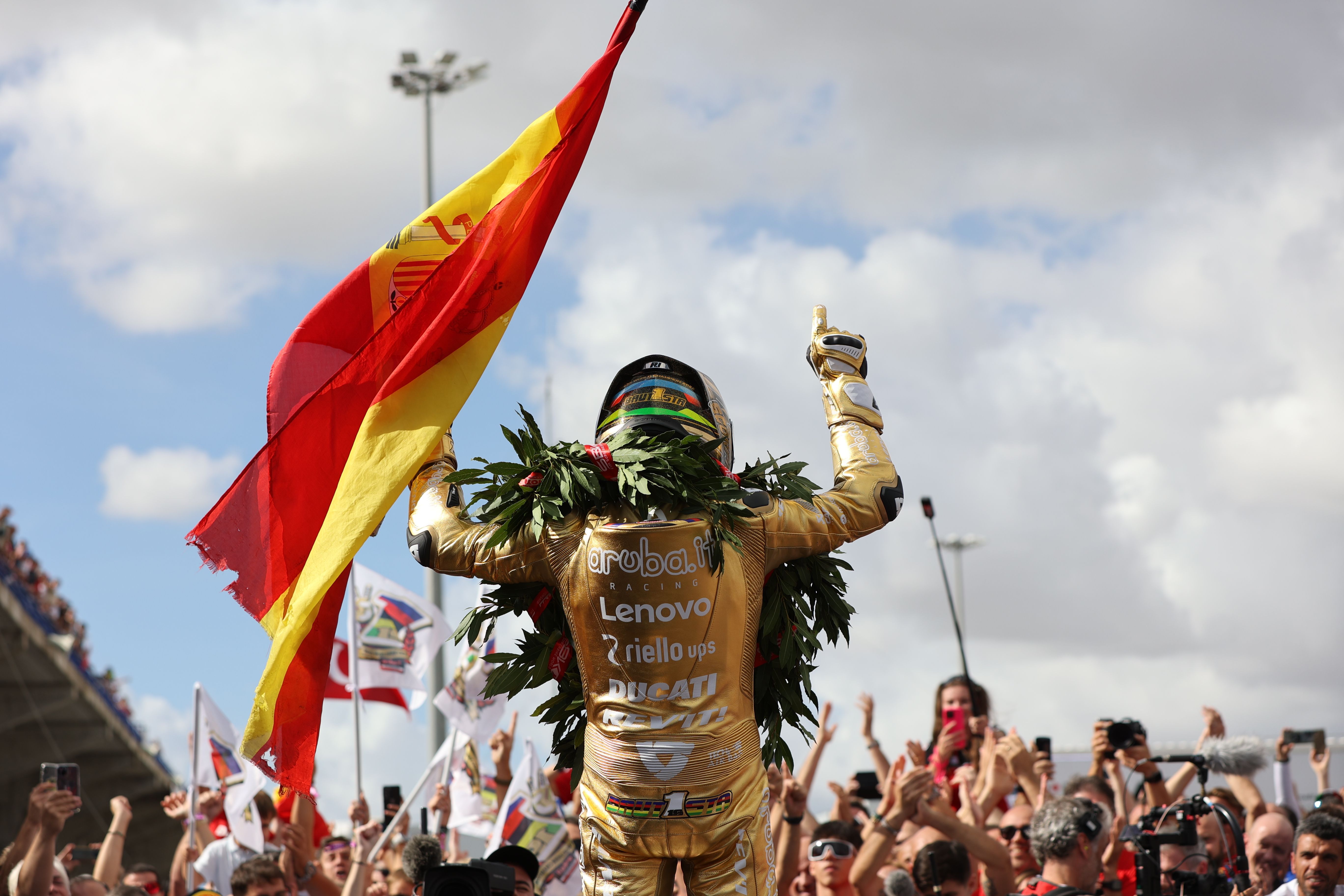 Las imágenes del circuito de Jerez, este sábado, en el Mundial de Superbikes.  KITO DOÑA