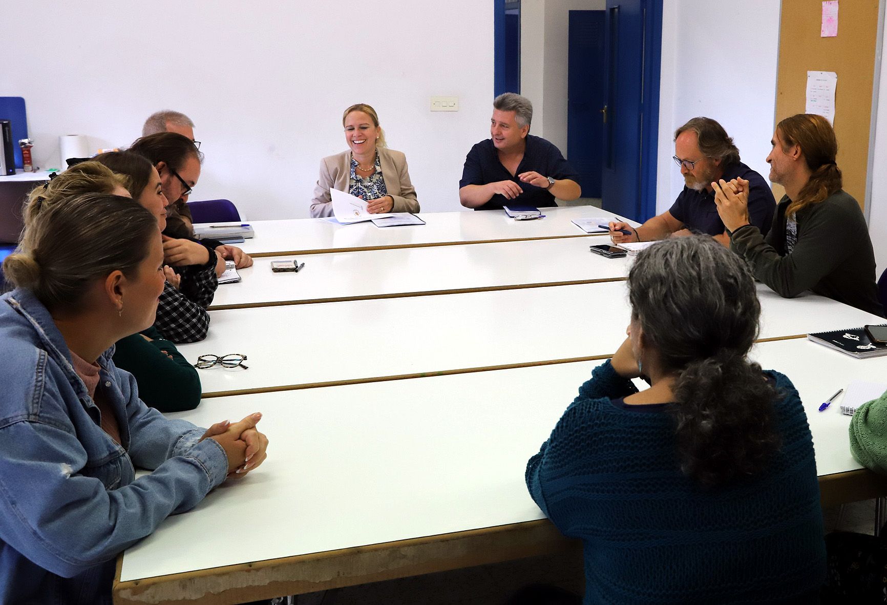 La delegada Yessika Quintero, con el equipo de Sasia, un servicio municipal que cumple 20 años en Jerez.