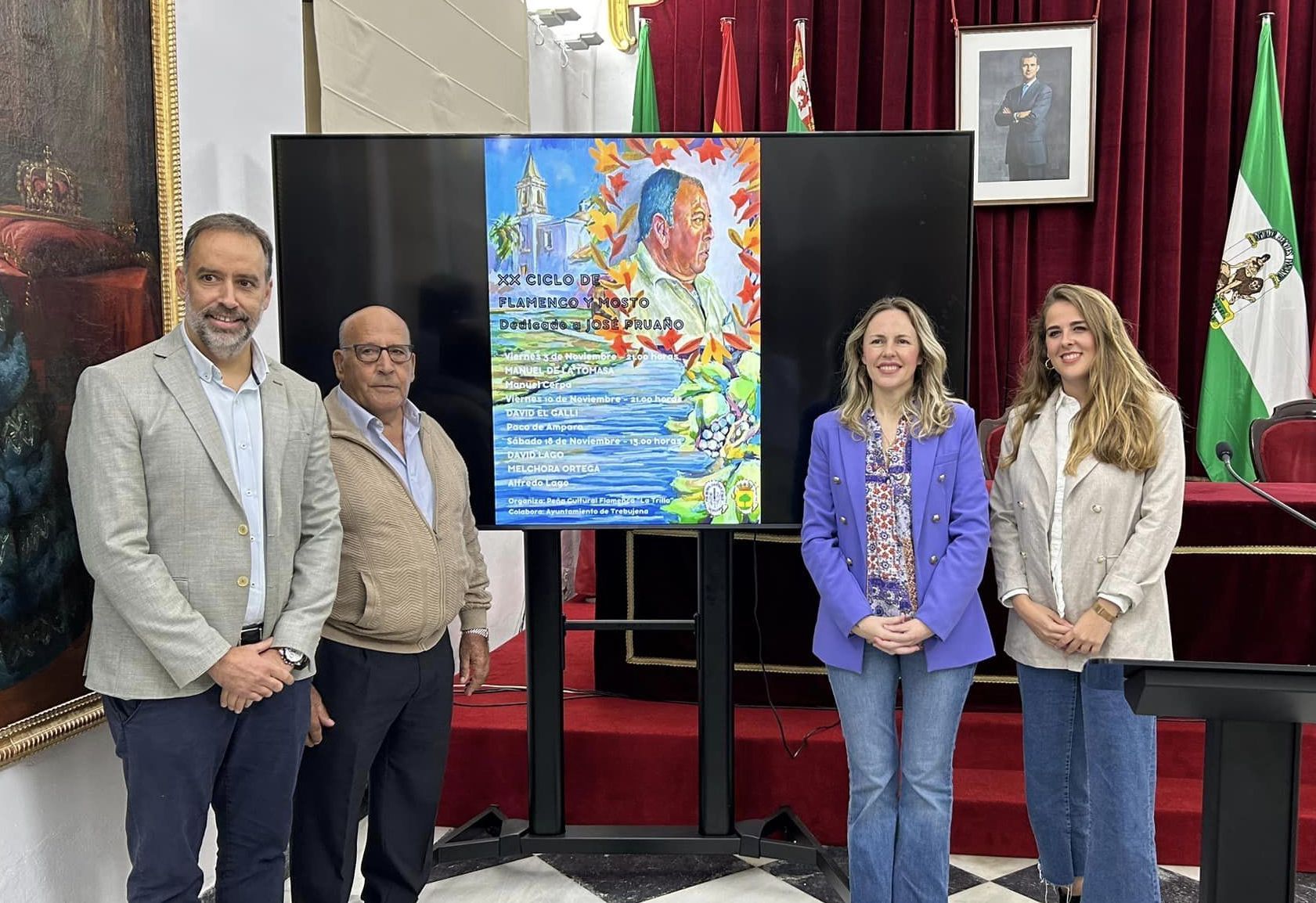 El alcalde de Trebujena, Ramón Galán, y la delegada de Cultura, Alba Zambrano, presentado el cartel del ciclo en Diputación junto a la delegada Vanesa Beltrán.