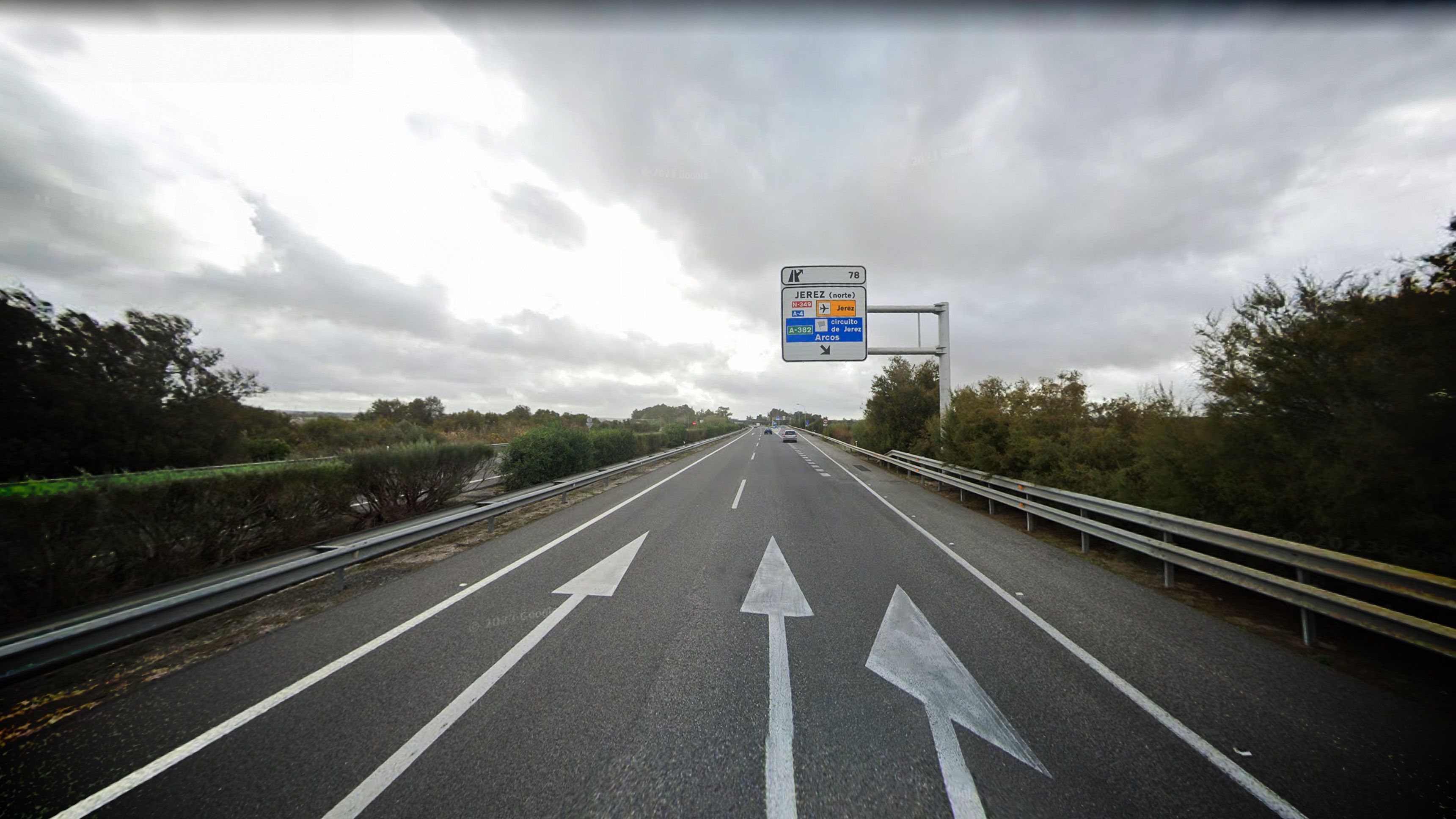 La autopista AP-4 a su paso por Jerez en una fotografía reciente.