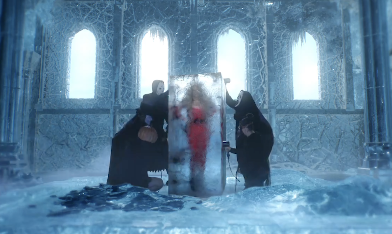 Mariah Carey, descongelándose para vivir la Navidad.