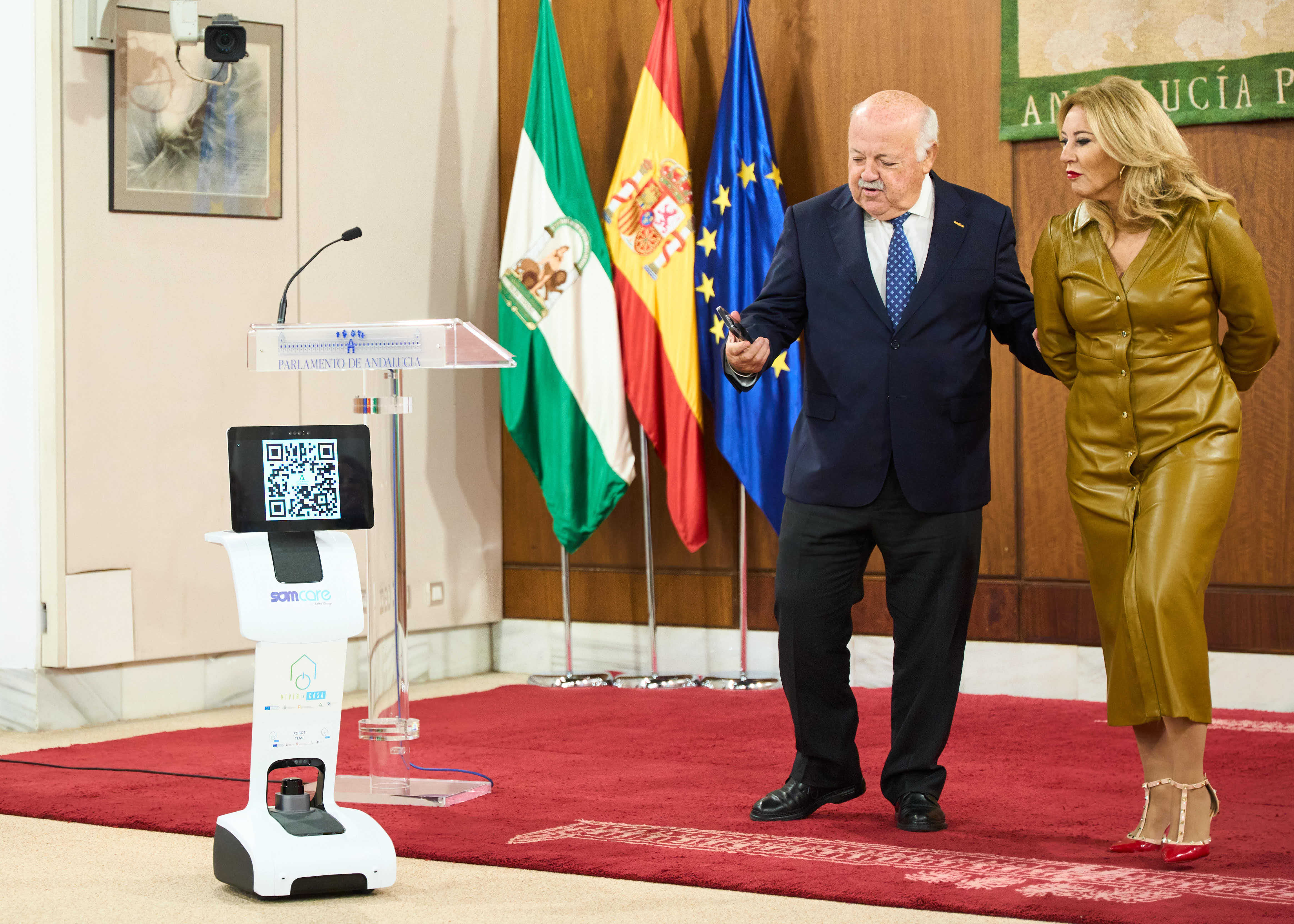 Un robot ha sido el encargado de presentar el presupuesto de Andalucía.