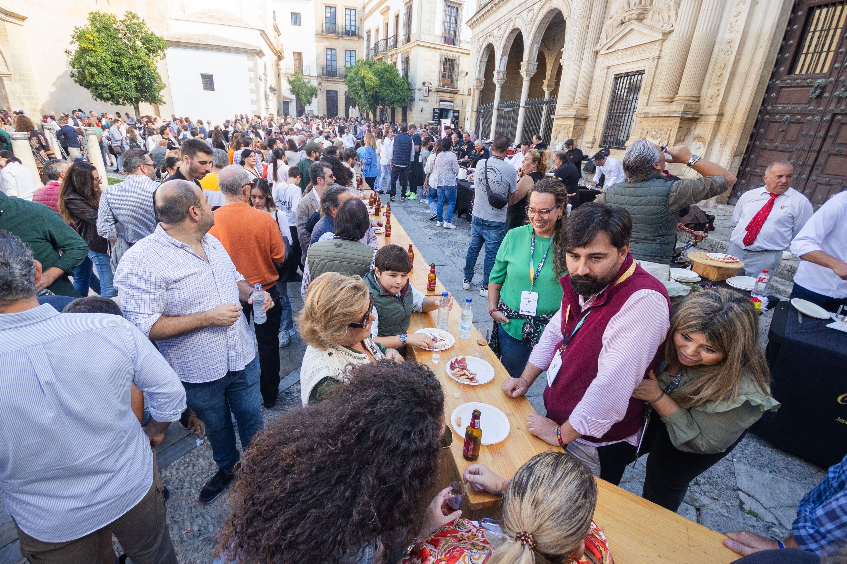Cortando jamón por los Reyes Magos de Jerez
