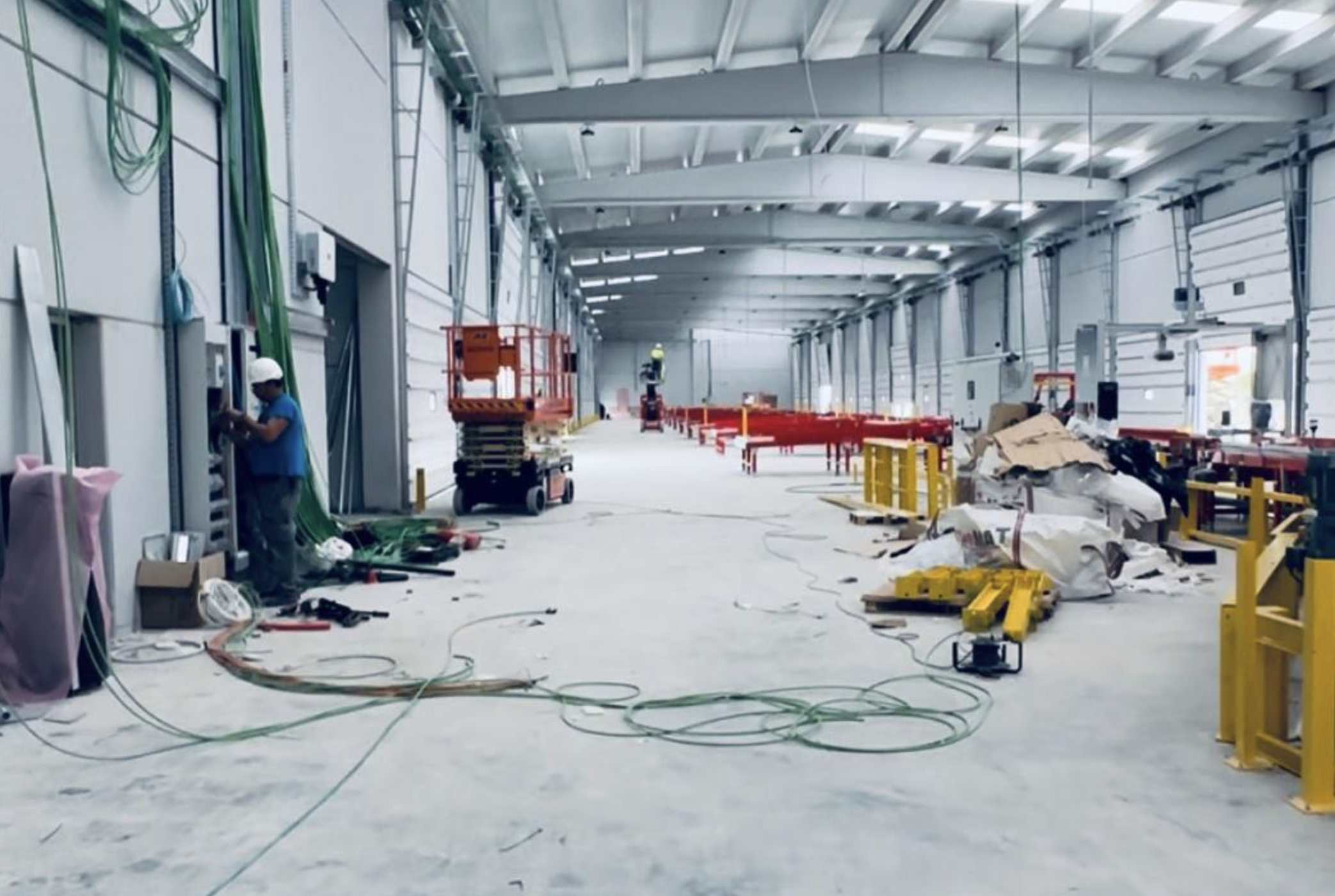 El centro neurálgico de Seur en Andalucía abrirá para Navidad en El Puerto. El centro neurálgico de Seur en Andalucía abrirá para Navidad en El Puerto.