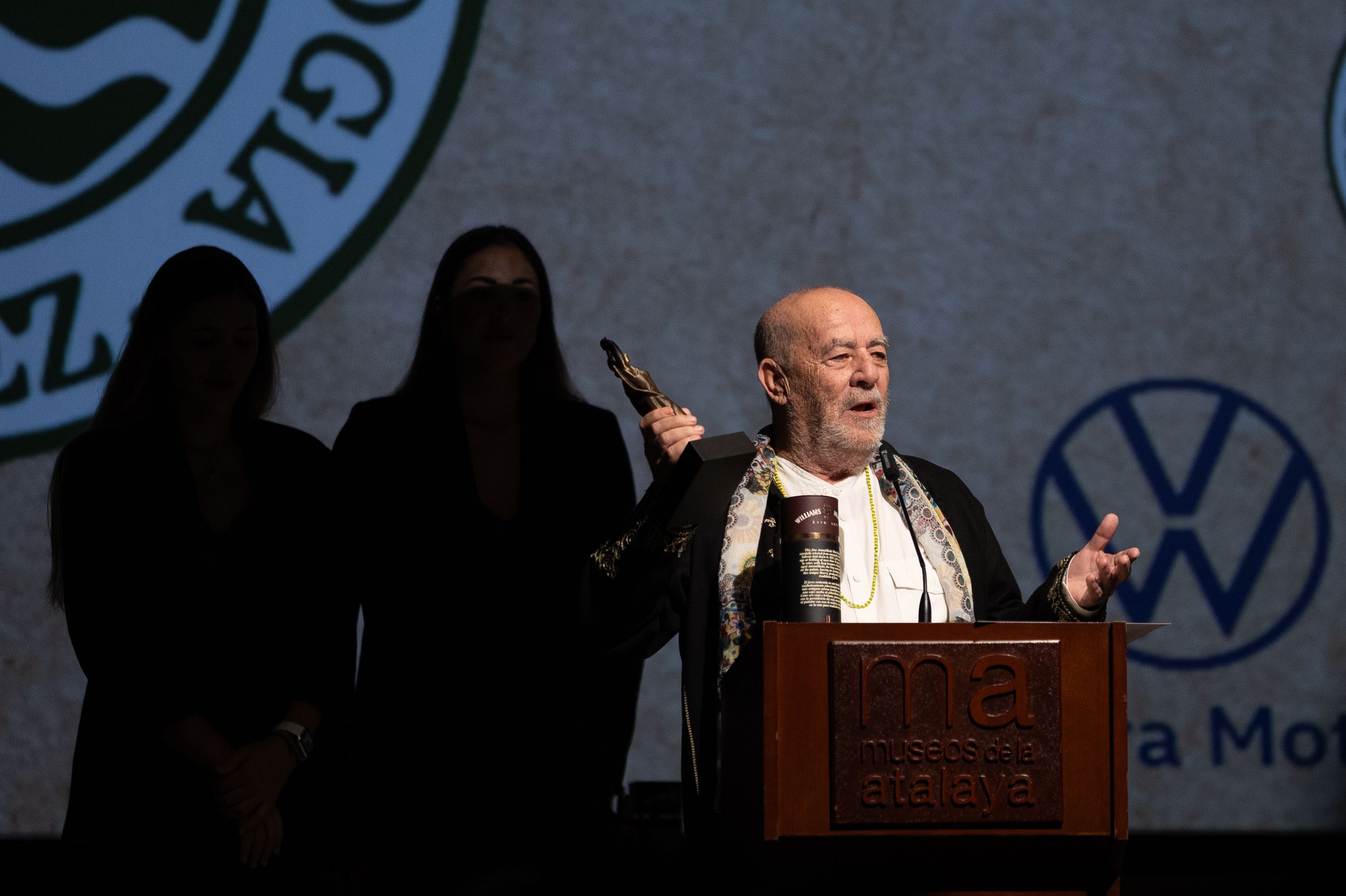 José Luis Ortiz Nuevo durante la gala de entrega de los Premios Nacionales de Flamenco de la Cátedra de Flamencología de Jerez José Luis Ortiz Nuevo durante la gala de entrega de los Premios Nacionales de Flamenco de la Cátedra de Flamencología de Jerez