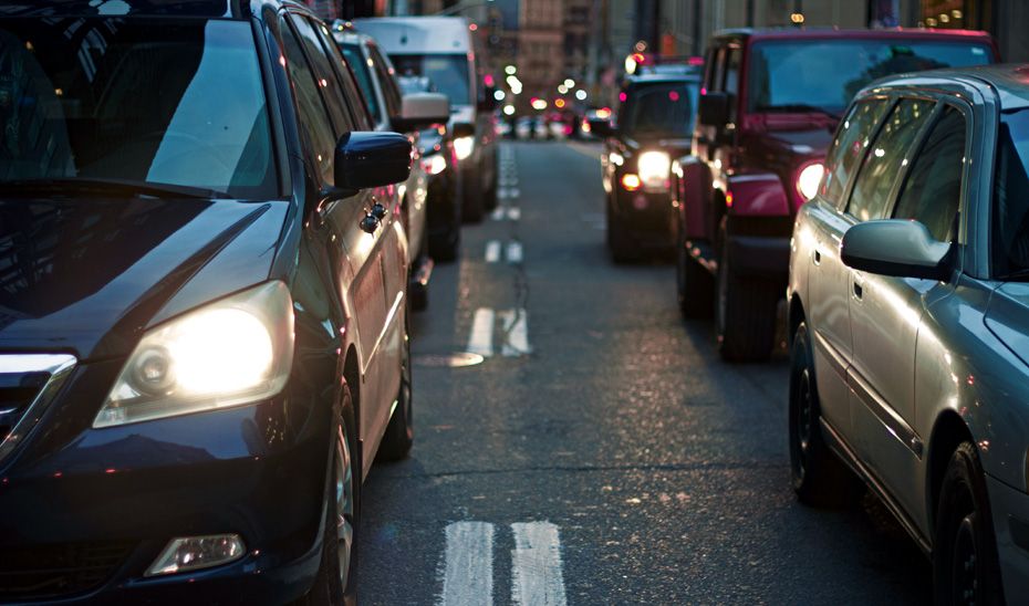 Hasta 29 municipios andaluces limitarán el acceso a los vehículos mas contaminantes a partir de 2023.