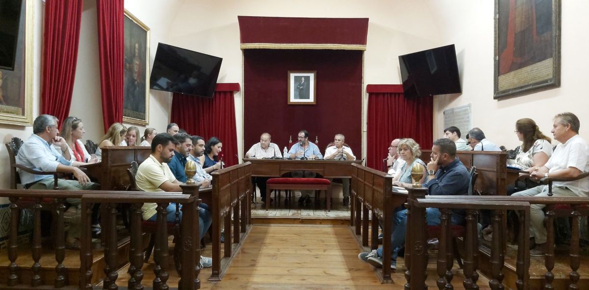 El pleno del Ayuntamiento de Carmona, en una imagen de archivo.