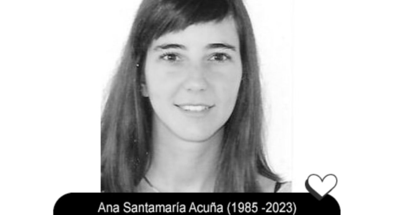 La periodista Ana Santamaría Acuña ha fallecido a los 38 años de edad. La periodista Ana Santamaría Acuña ha fallecido a los 38 años de edad.