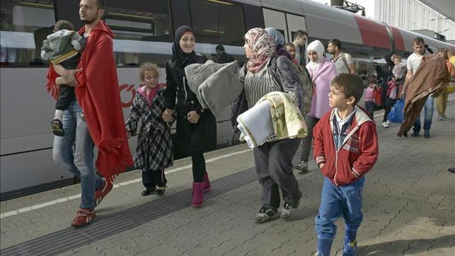 municipios-britanicos-ofrecen-refugiados-sirios_ediima20150905_0080_4.jpg