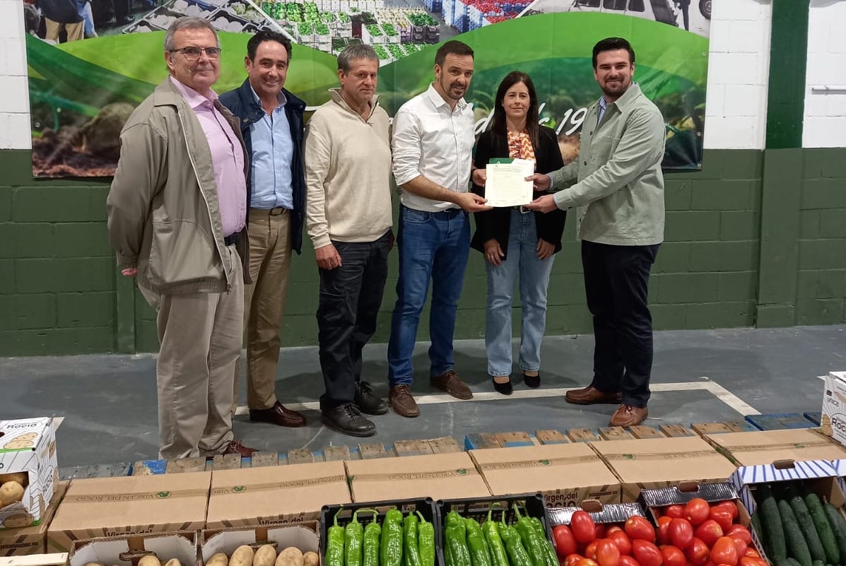 Entrega de ayudas a empresas de frutas y hortalizas de Sanlúcar.