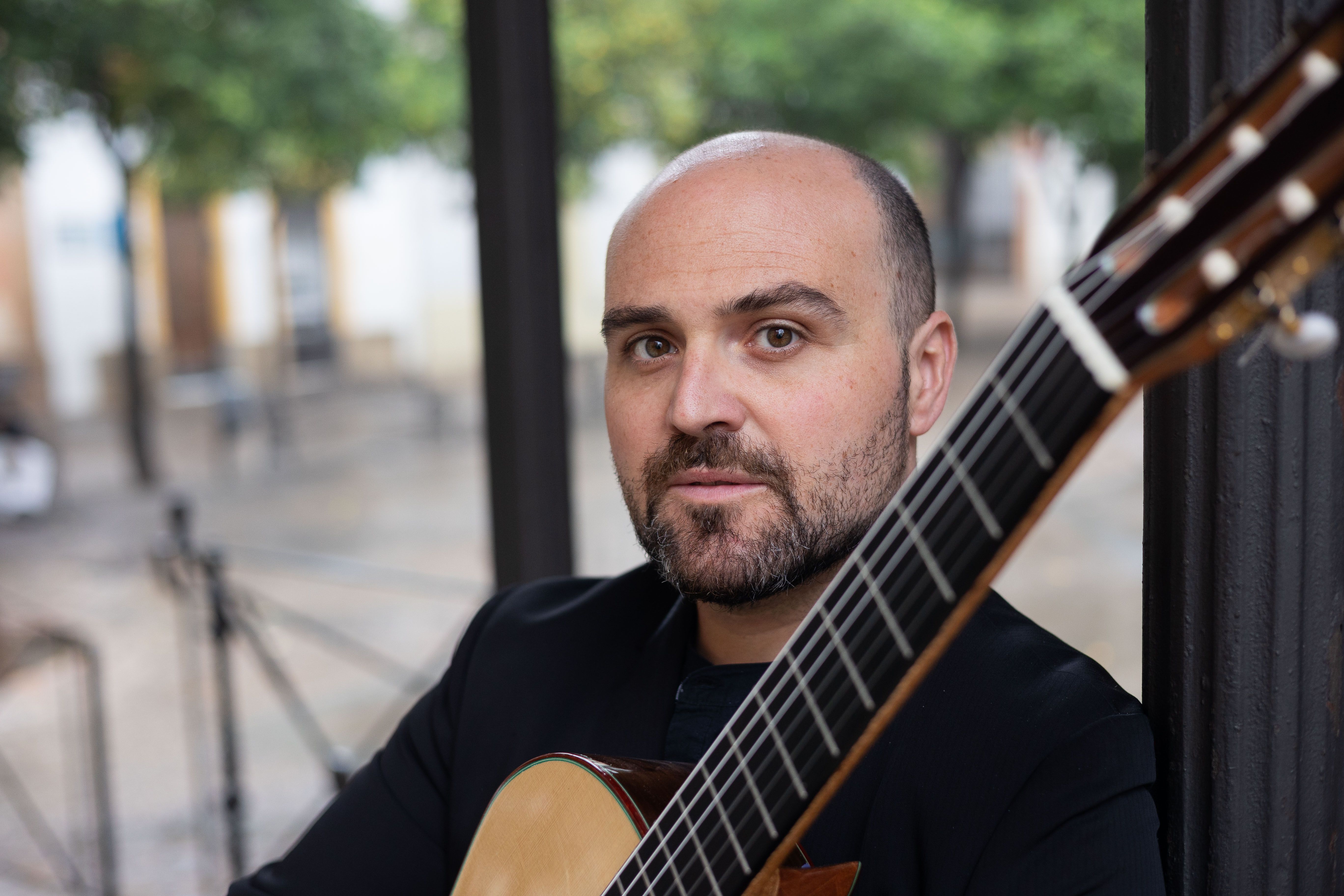 La parjea artística Santiago Lara y Mercedes Ruiz continúa recorriendo el mundo con un espectáculo donde el toque y el baile flamenco son los protagonistas.