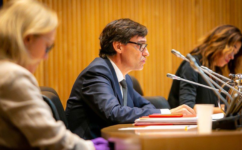 Salvador Illa, en una sesión parlamentaria durante la pandemia. FOTO: Congreso