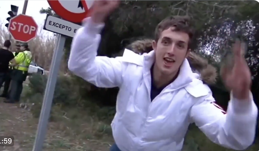 El joven de "pim pam, toma Lacasitos", aparecido en un programa de 'Callejeros'. El joven de "pim pam, toma Lacasitos", aparecido en un programa de 'Callejeros'.