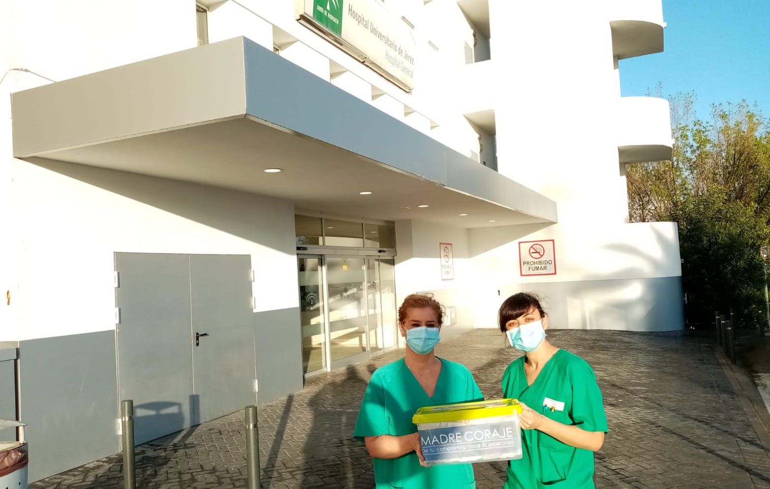 Donación de Madre Coraje al Hospital de Jerez.