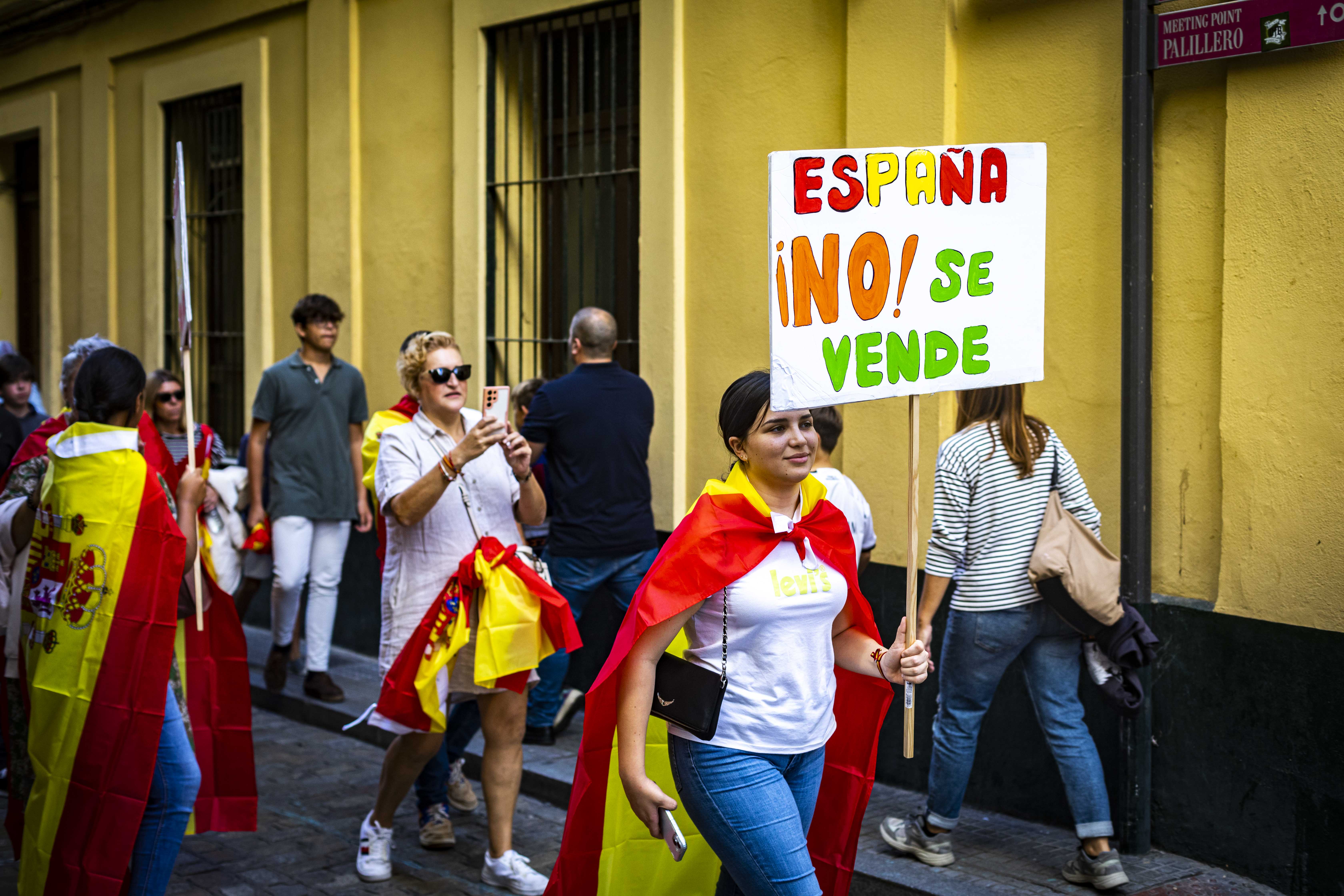 Manifestantes en Cádiz contra la amnistía el pasado domingo.