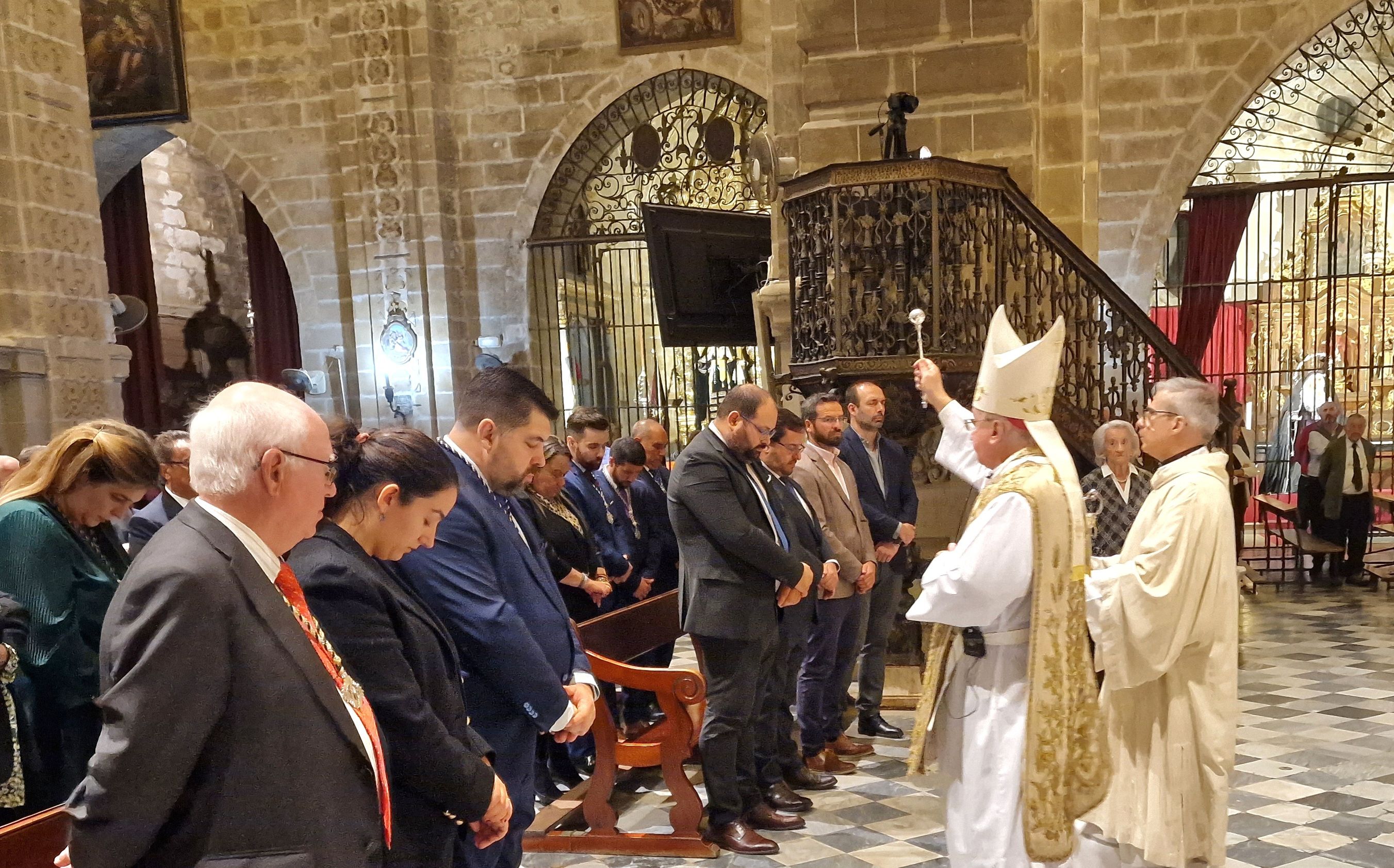 Bendición del nuevo altar mayor de la Basílica de El Puerto.
