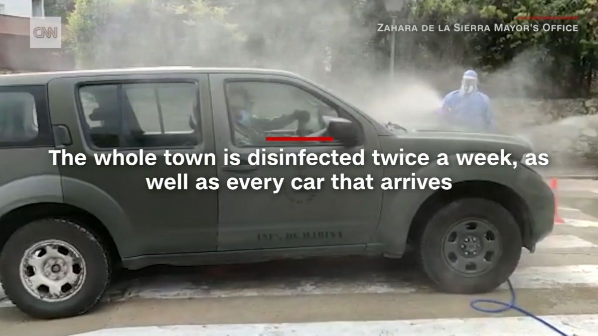 Una imagen del reportaje elaborado por CNN sobre Zahara de la Sierra.