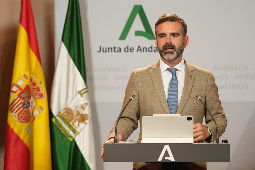 Ramón Fernández-Pacheco, portavoz de la Junta de Andalucía, este martes en rueda de prensa tras el Consejo de Gobierno.