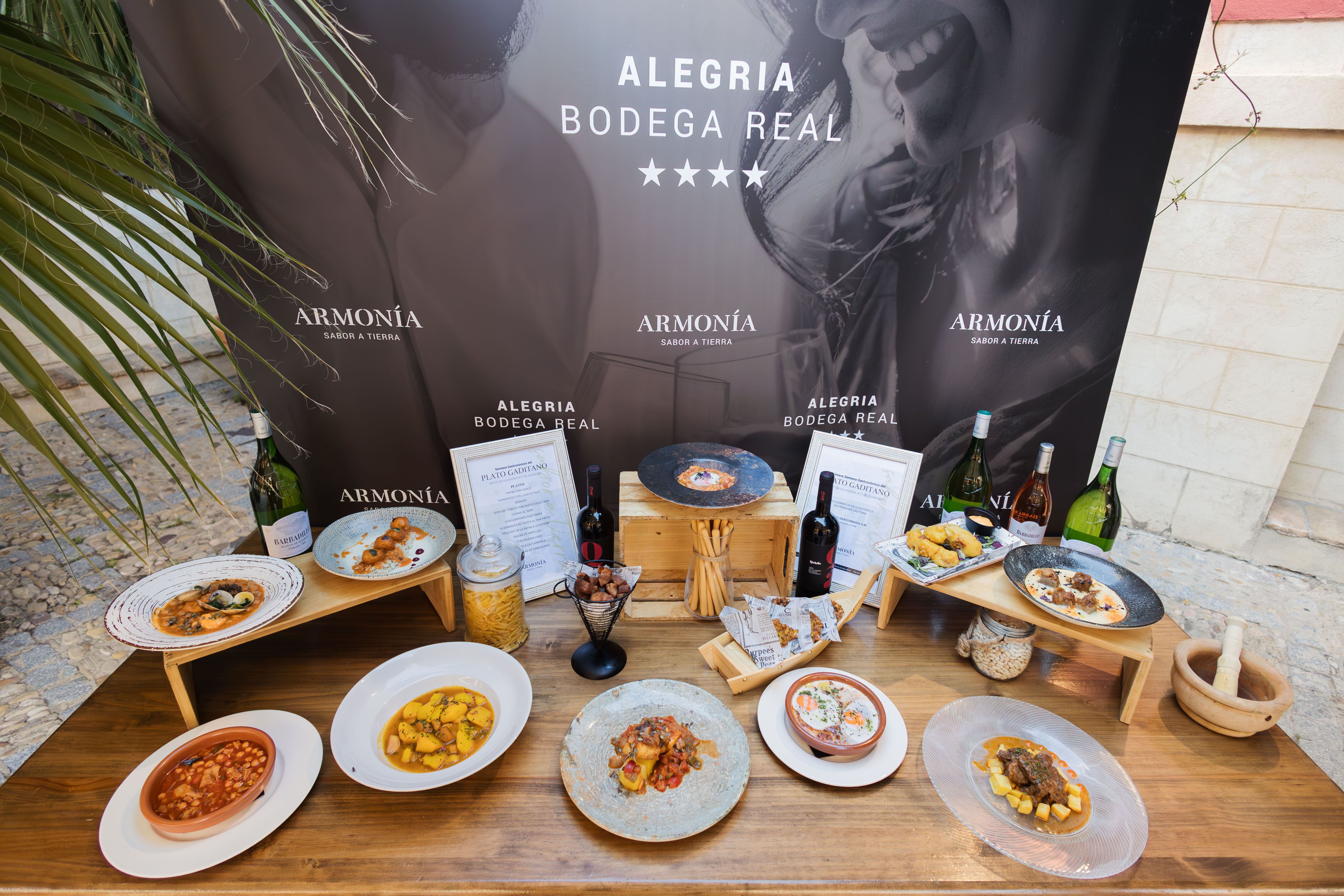 Recopilación de todos los platos que se ofrecen durante la semana gastronómica del Plato Gaditano en el hotel Alegría Bodega Real en El Puerto.
