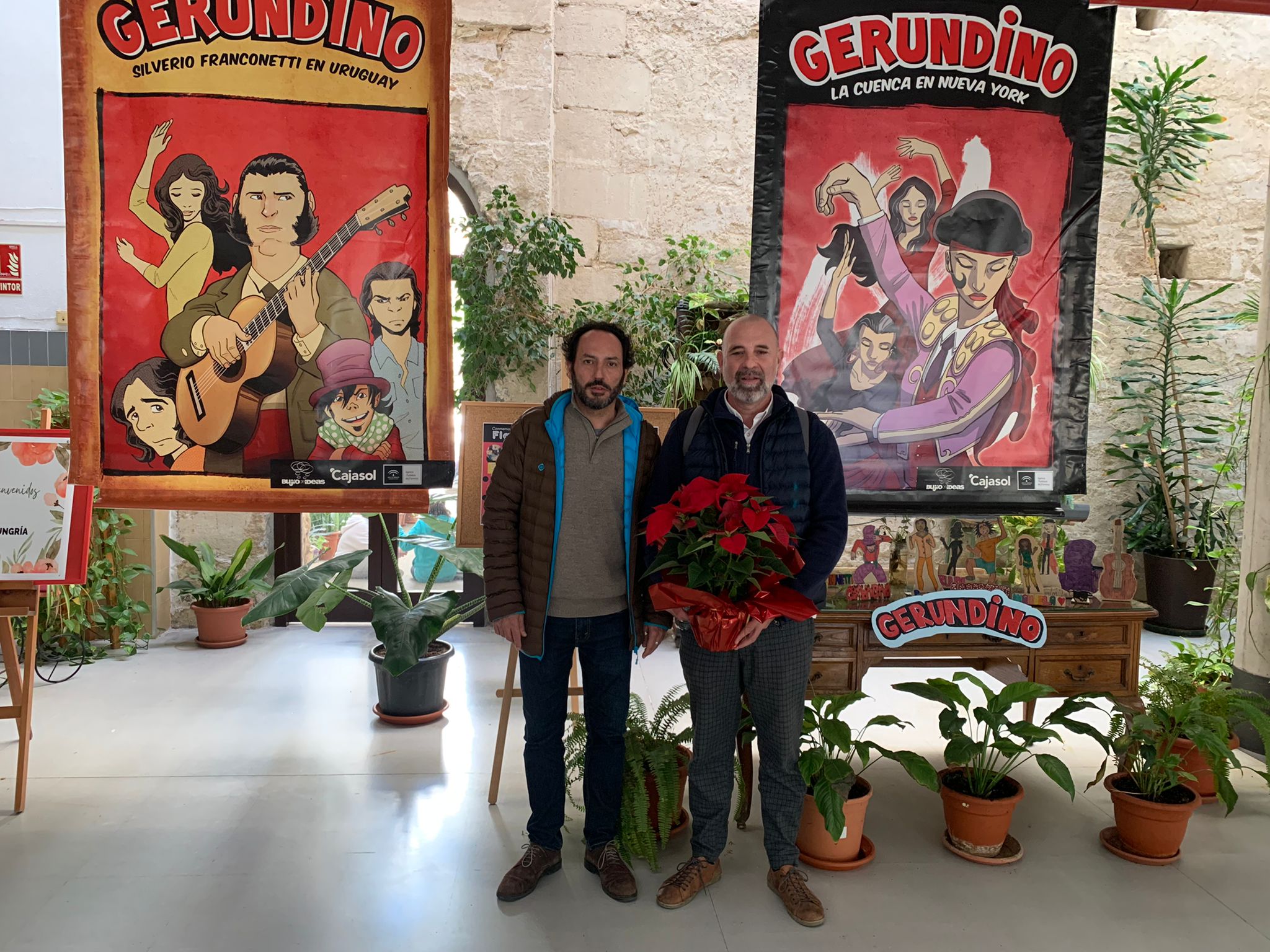 El autor de 'Gerundino, un viaje a través del flamenco', en el IES Santa Isabel de Hungría de Jerez.