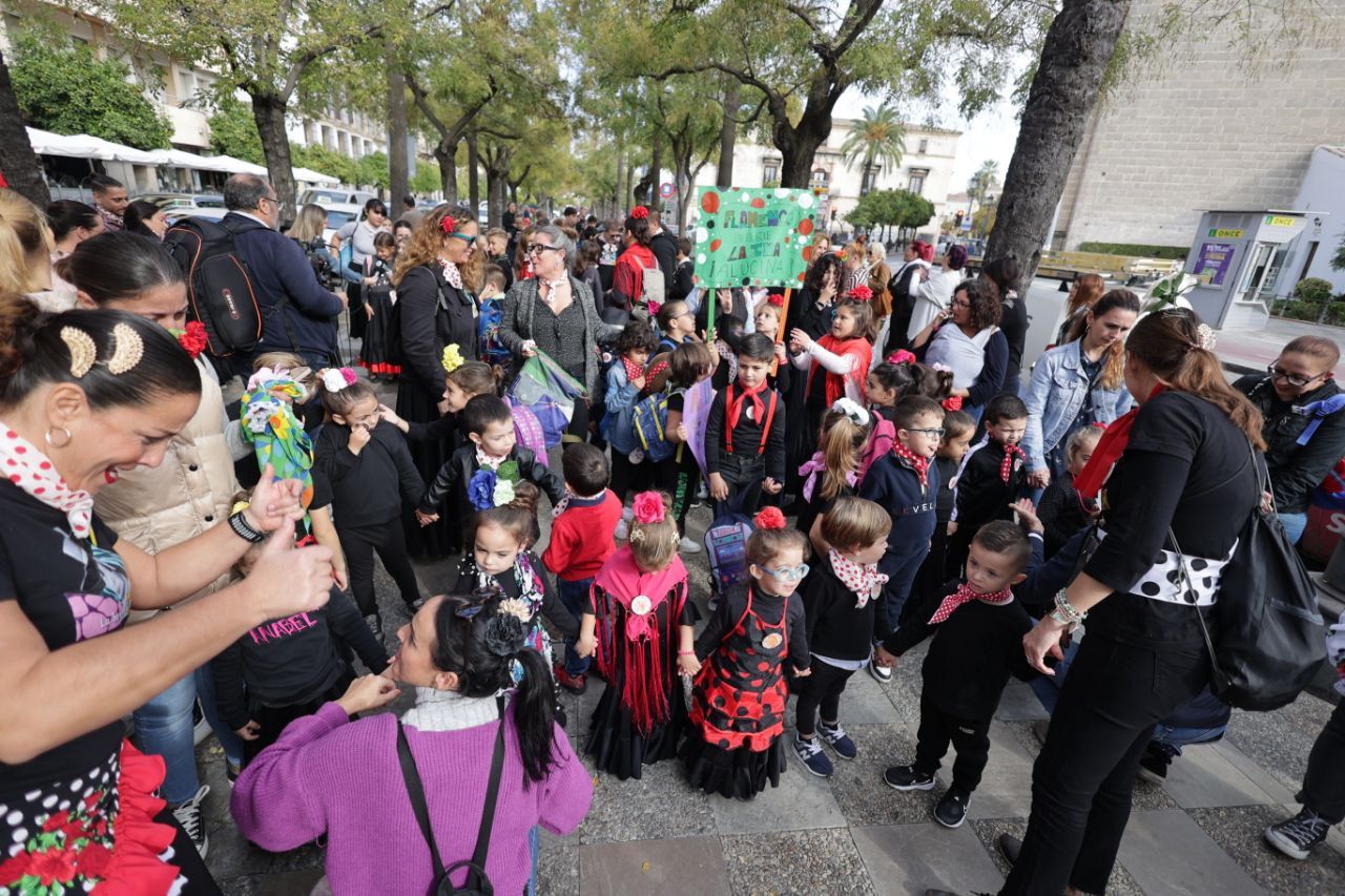 Un pasacalles infantil dedicado al flamenco organizado por un colegio jerezano, en una imagen de archivo.