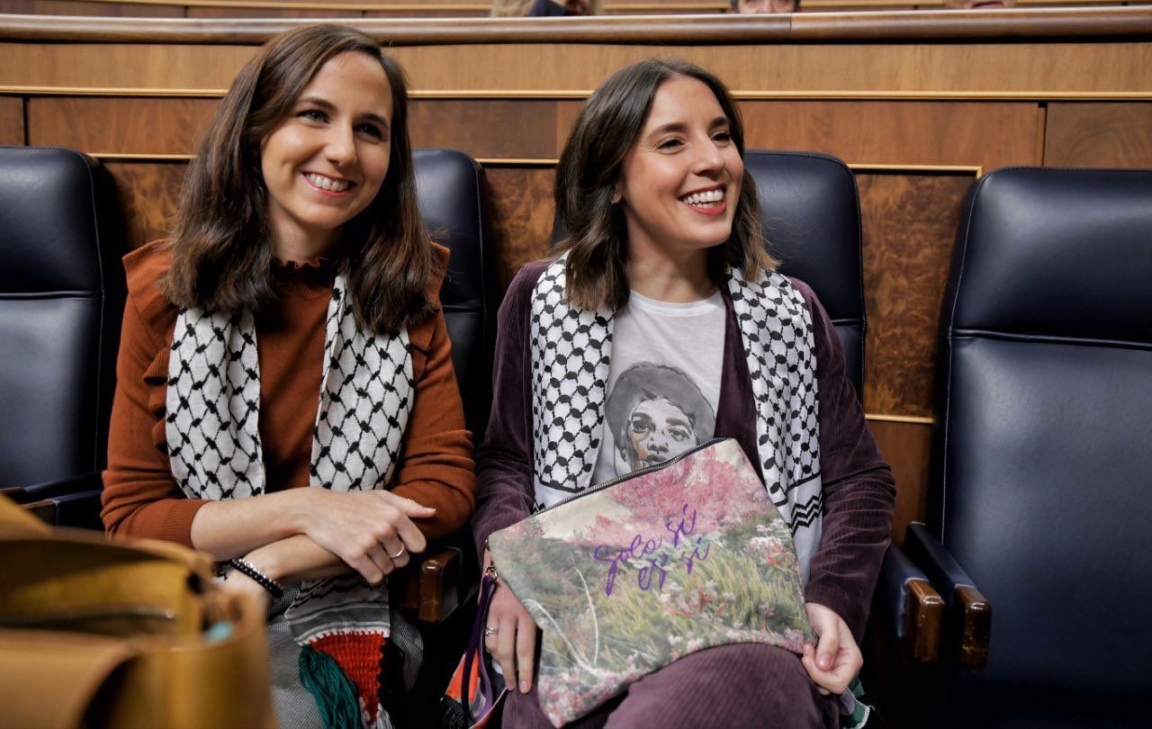 Irene Montero e Ione Belarra, de Podemos, en la pasada sesión de investidura.