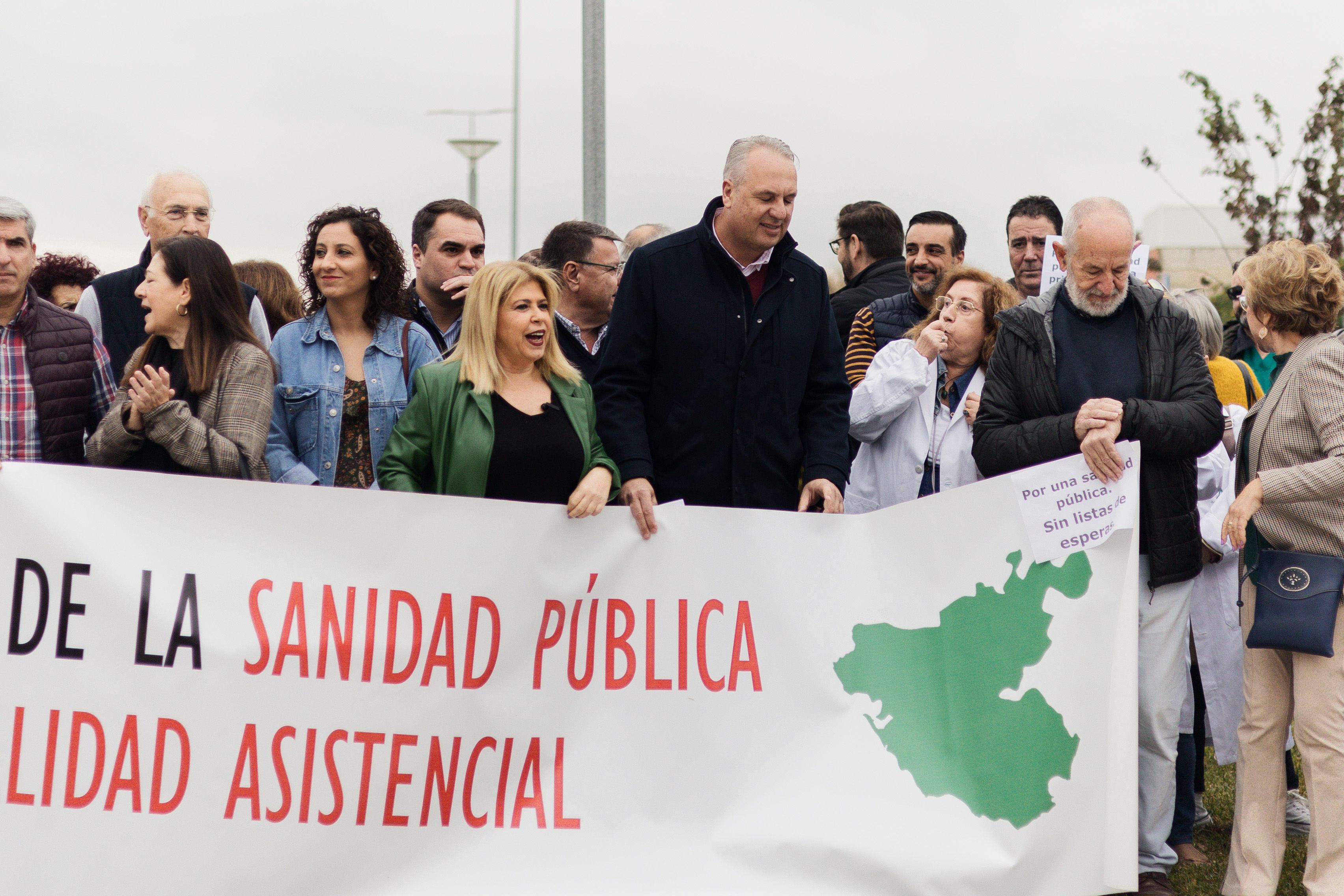Mamen Sánchez y Juan Carlos Ruiz Boix, en la concentración en Jerez.