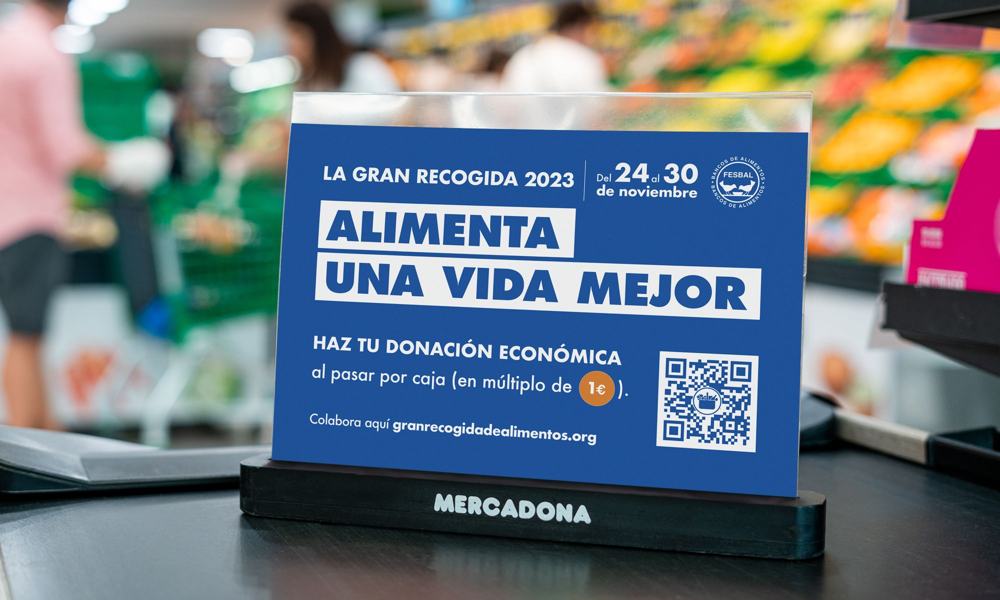 Un separador de compras de una caja con la promoción de la campaña. Un separador de compras de una caja con la promoción de la campaña.