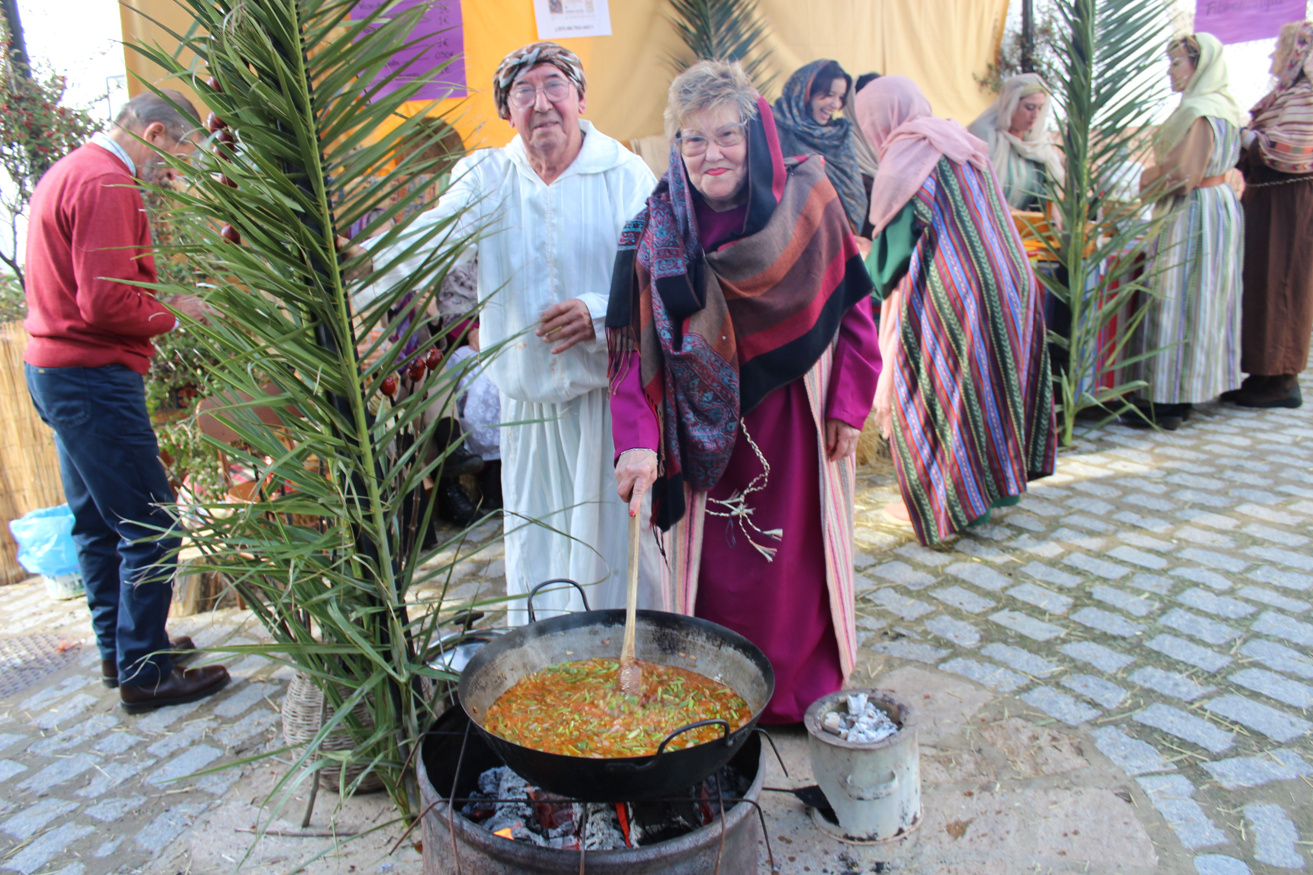 Guisos en la calle, también en el Belén de Olvera.