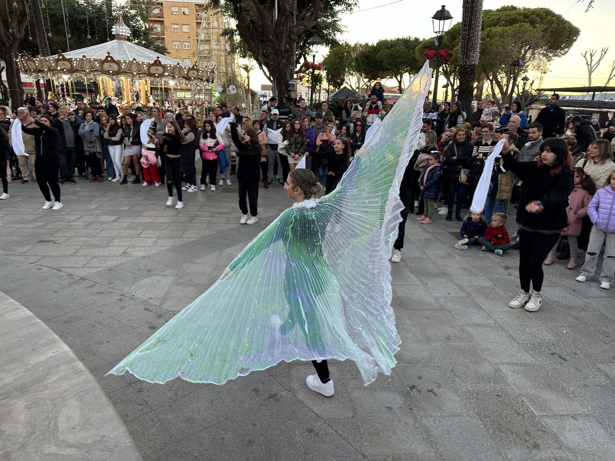 El inicio de la Navidad en San Roque en la noche del alumbrado.