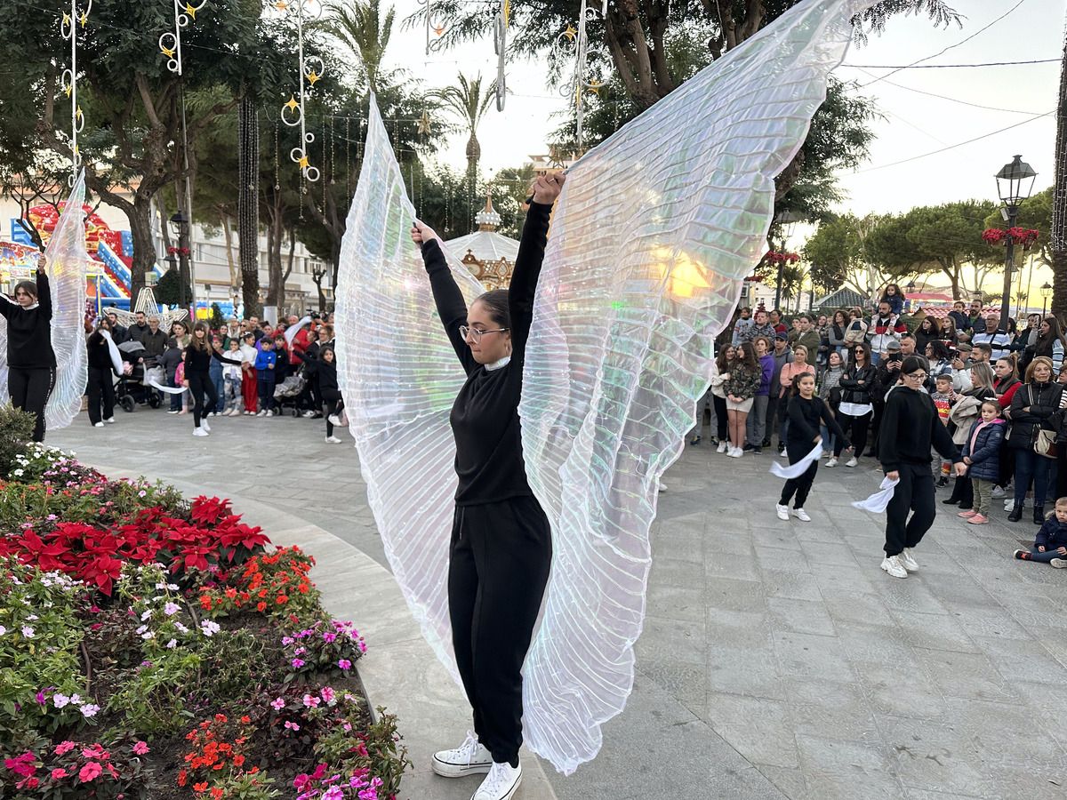 El inicio de la Navidad en San Roque en la noche del alumbrado.