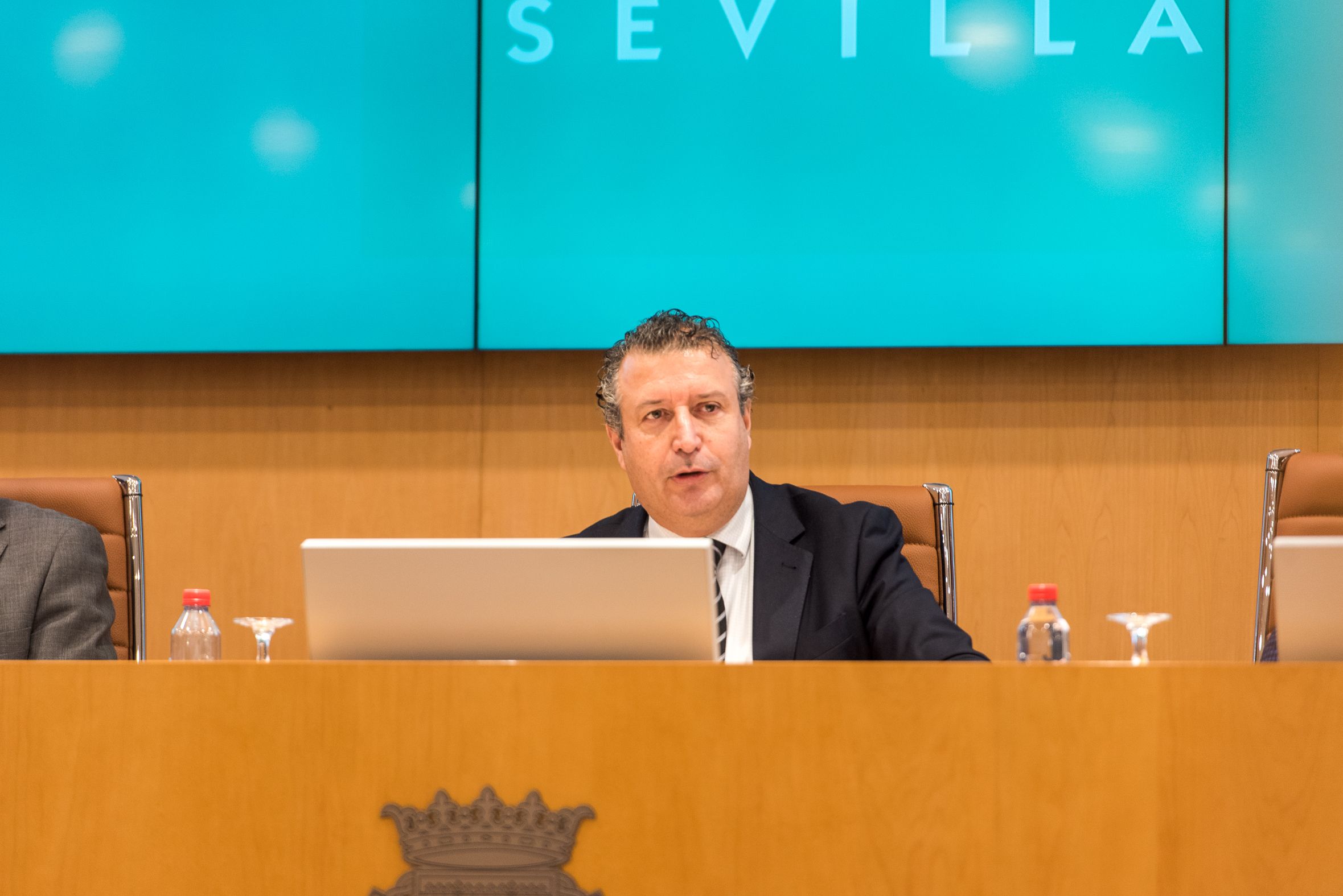 Javier Fernández, presidente de la Diputación de Sevilla.